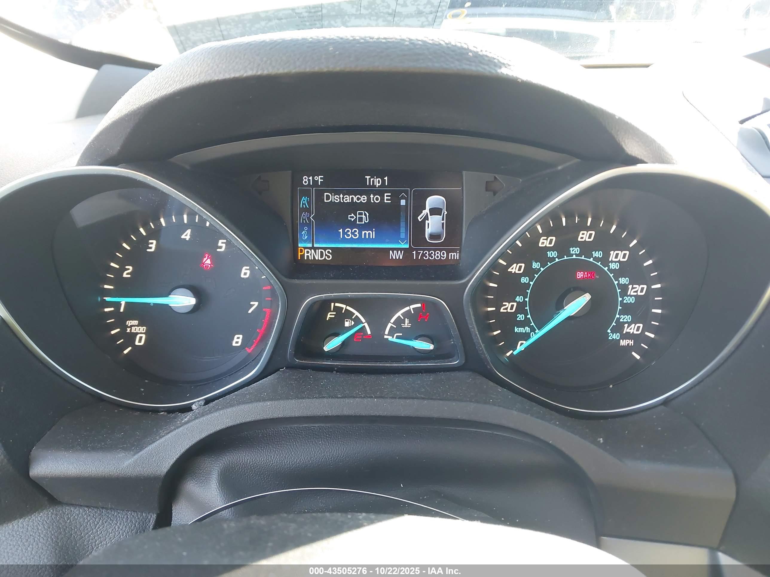 FORD ESCAPE image 7