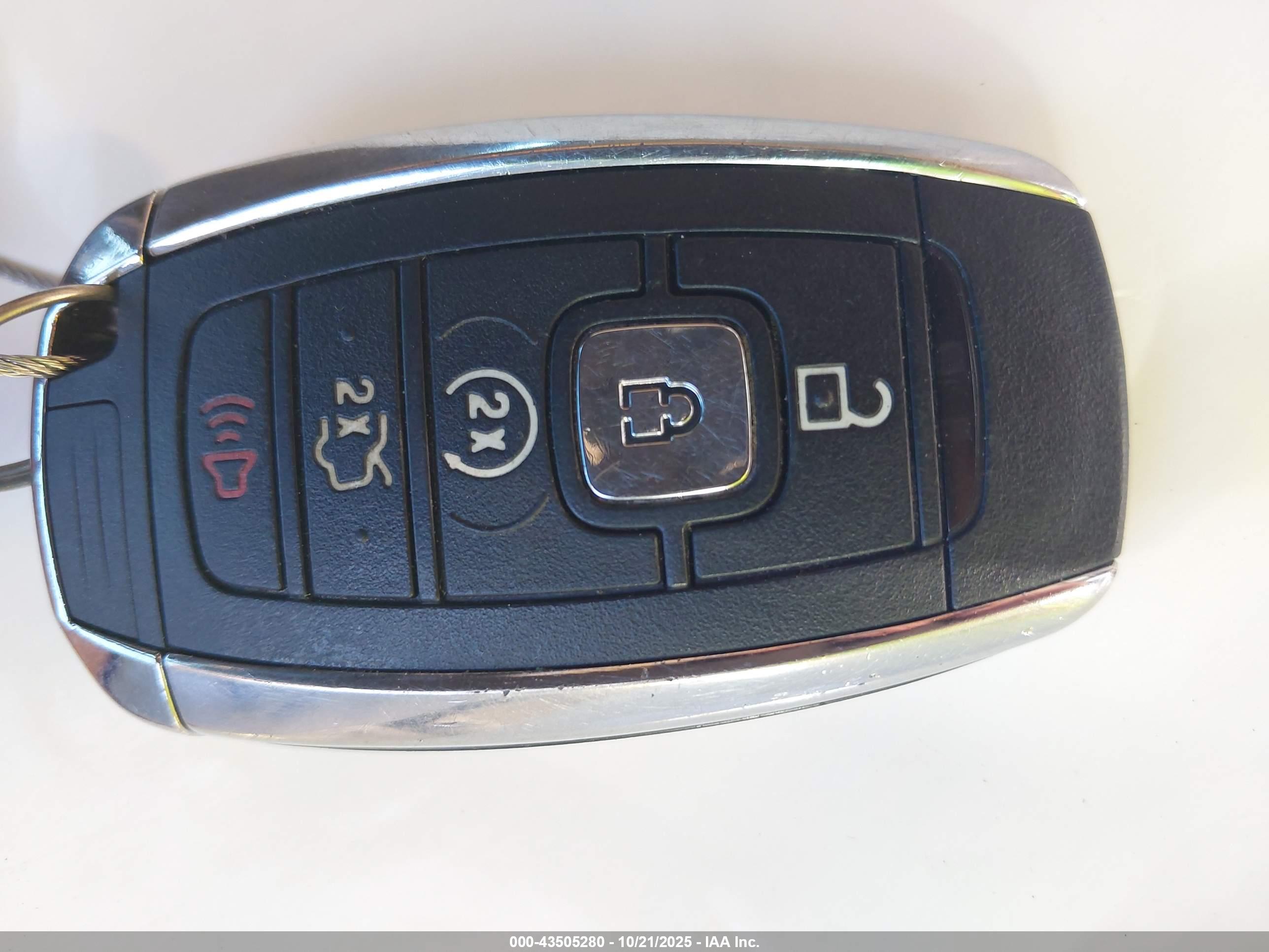 LINCOLN MKC image 11