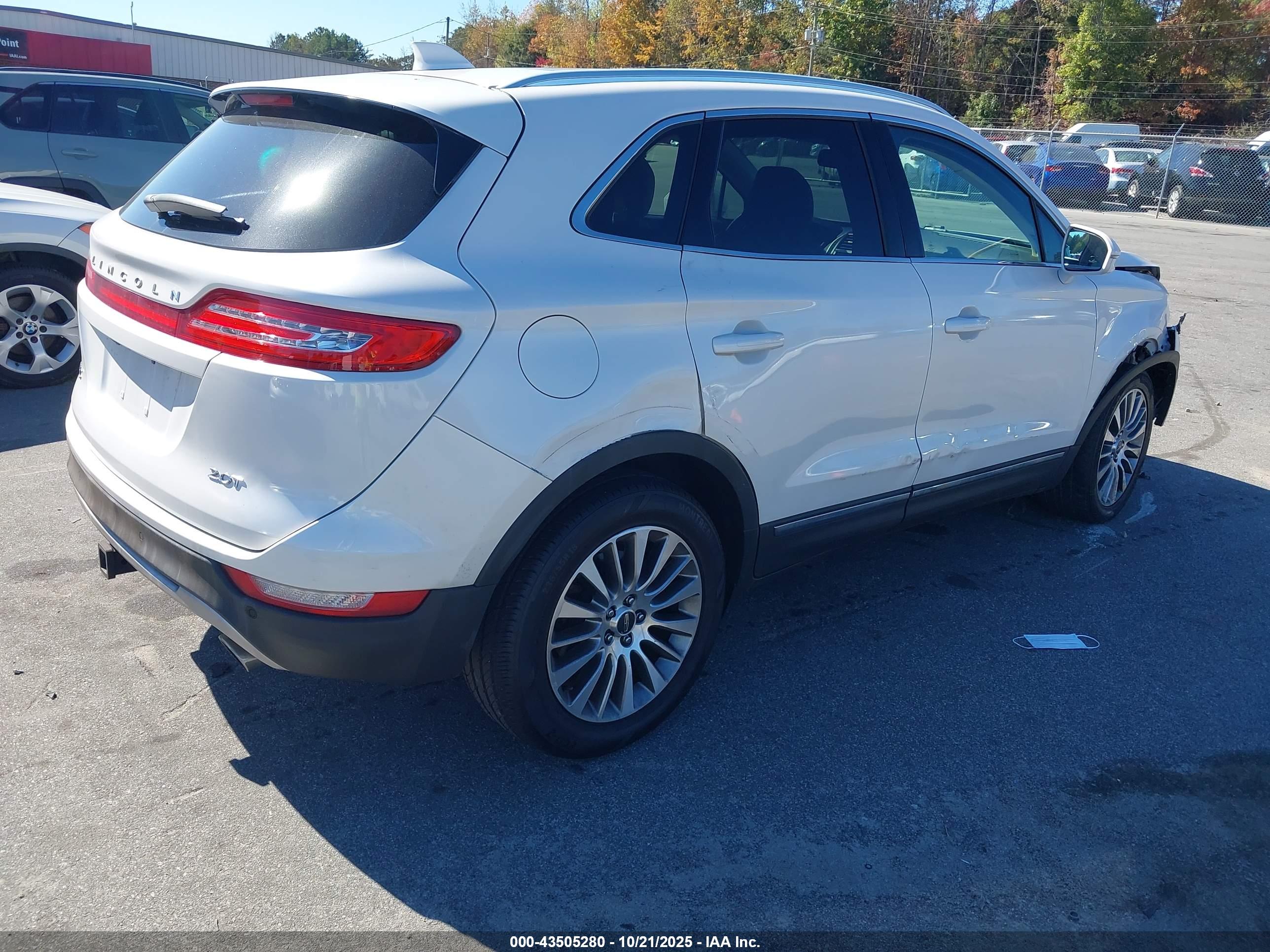 LINCOLN MKC image 4