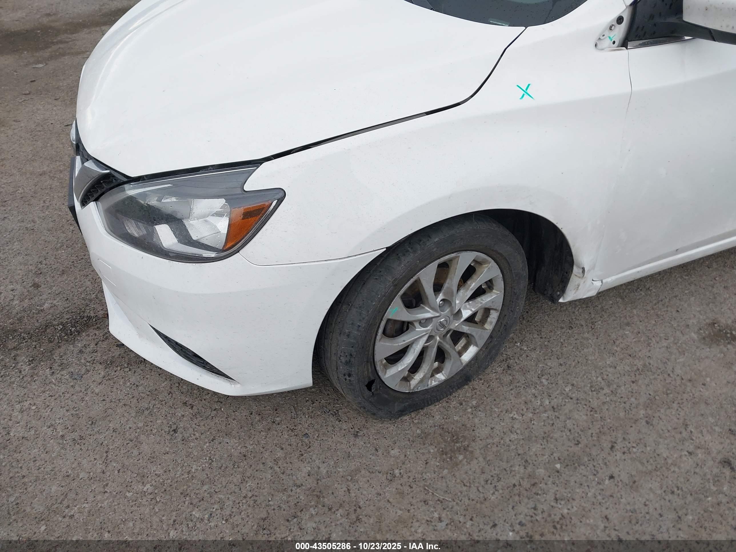 NISSAN SENTRA image 6