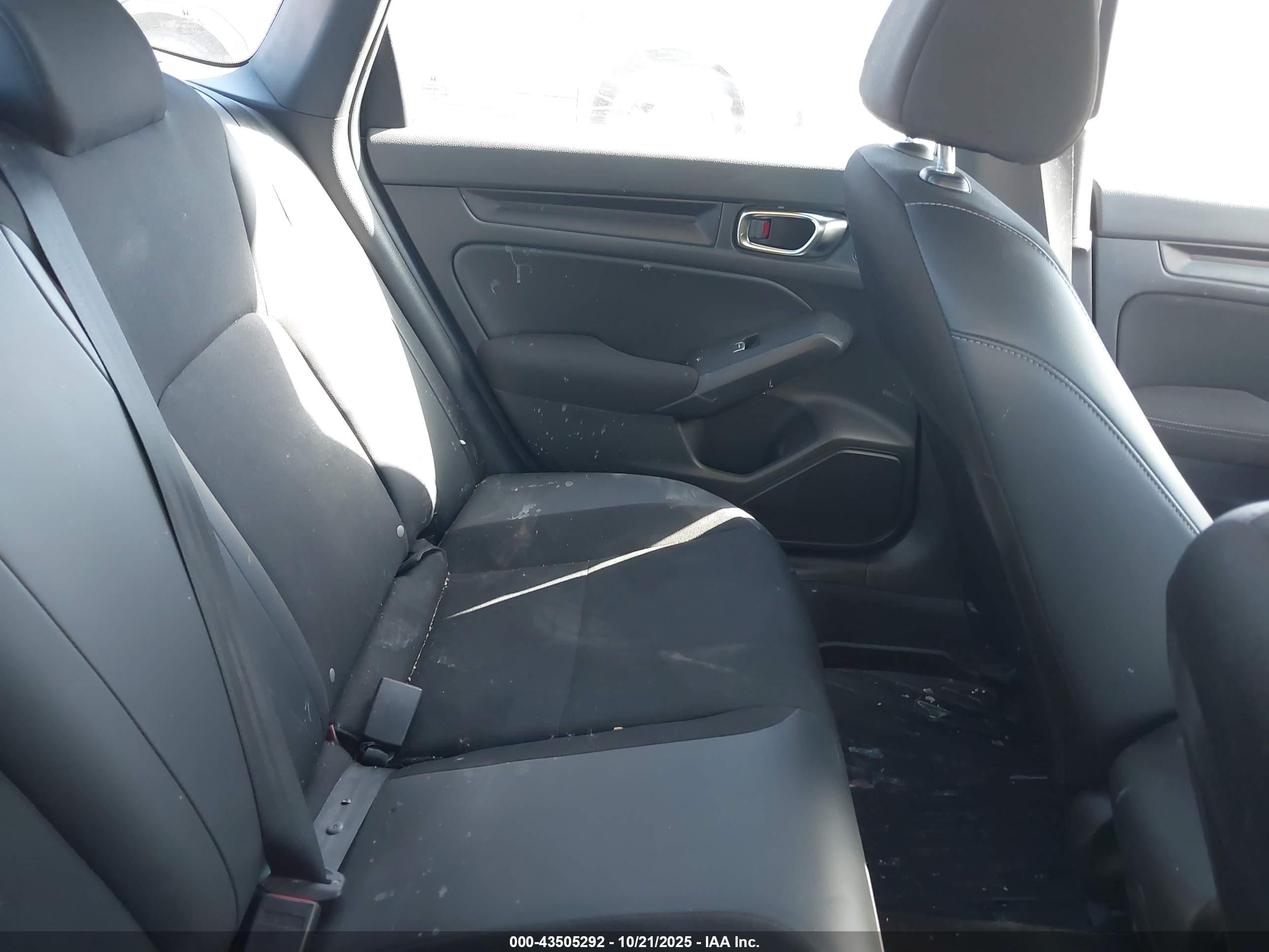 HONDA CIVIC image 8