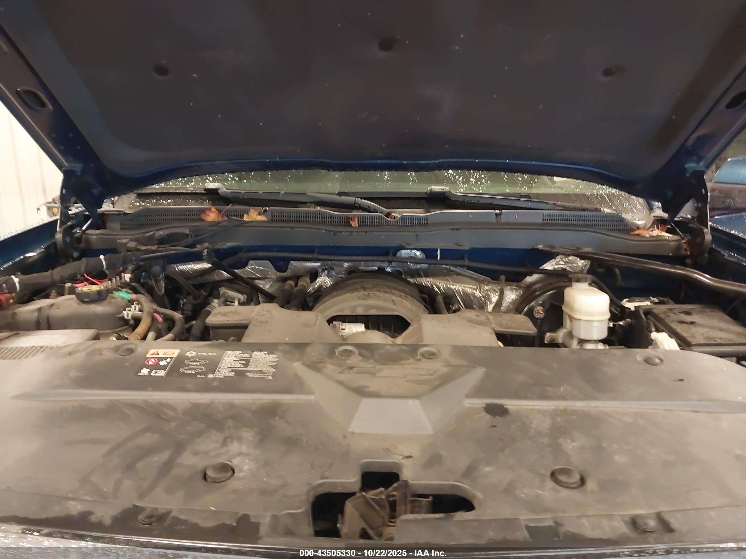 CHEVROLET SILVERADO image 10
