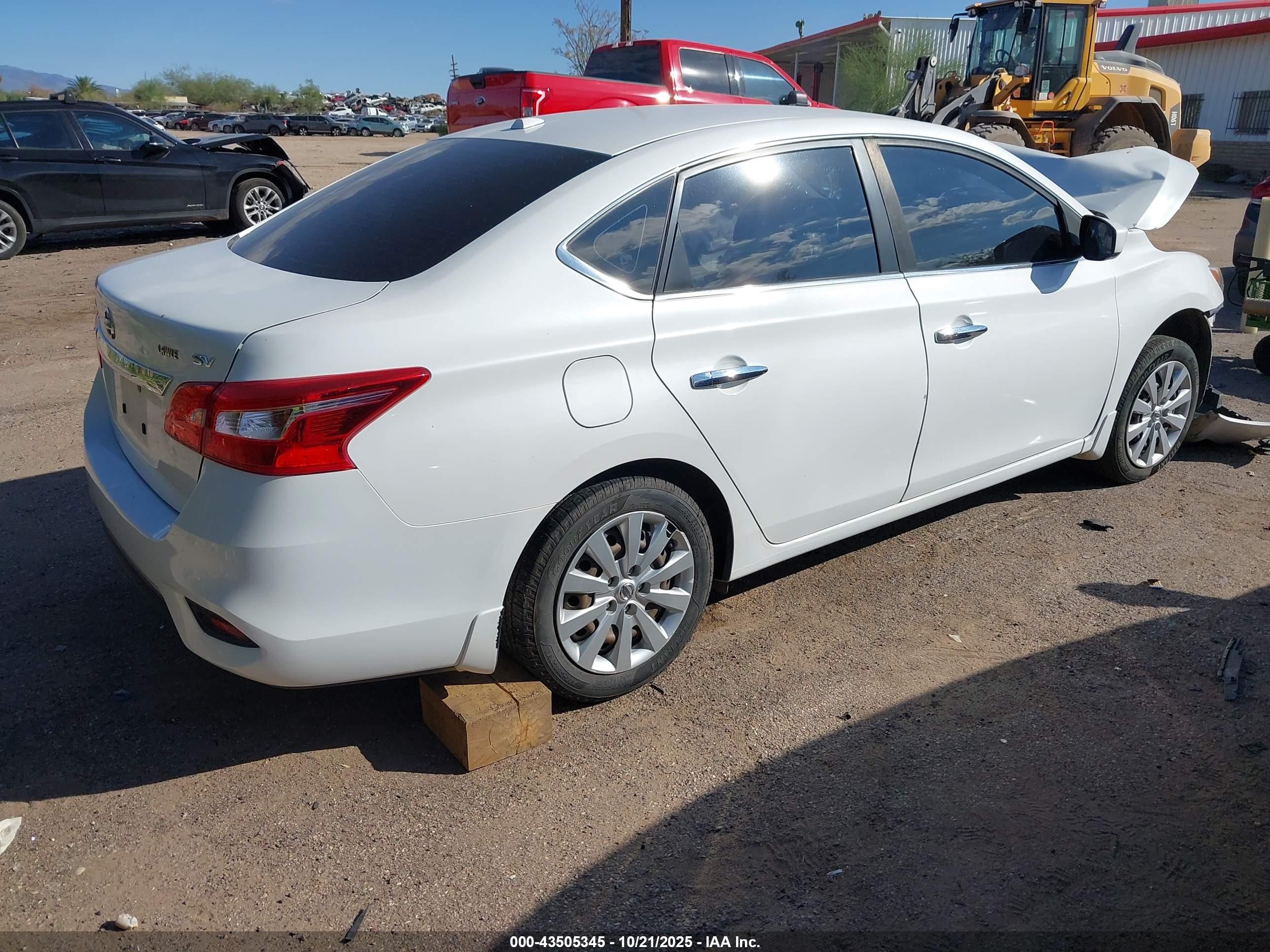 NISSAN SENTRA image 4