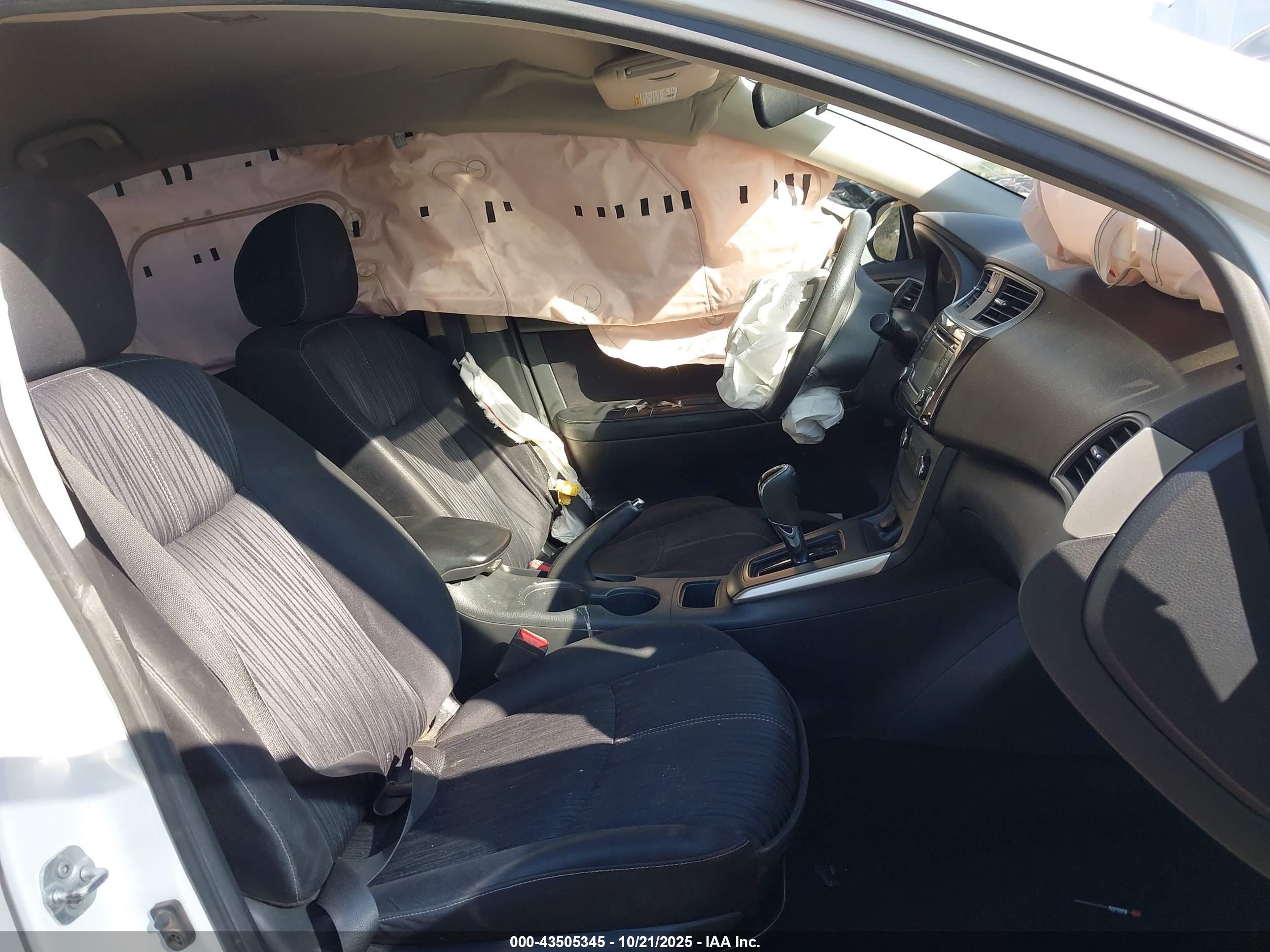 NISSAN SENTRA image 5