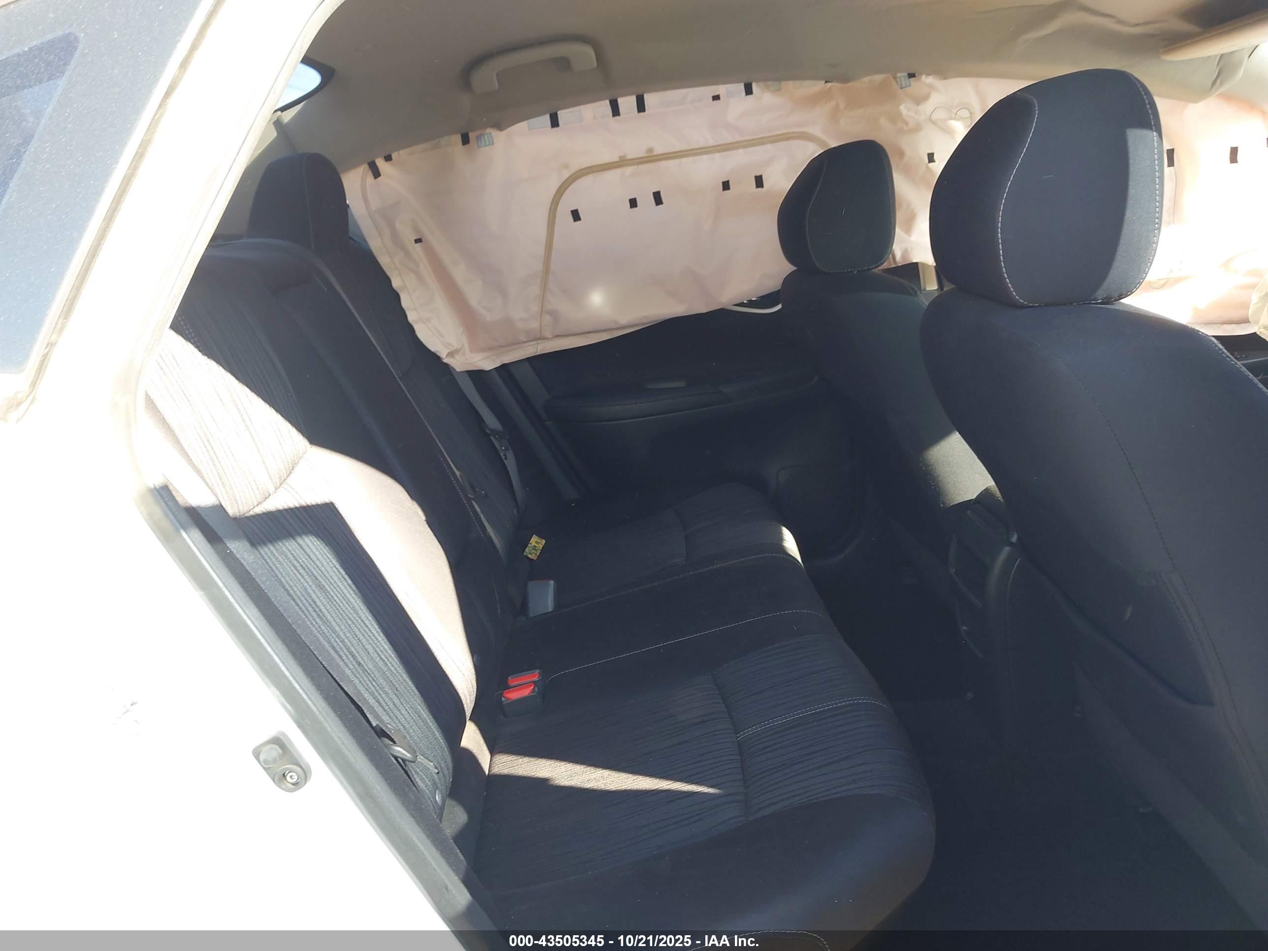 NISSAN SENTRA image 8