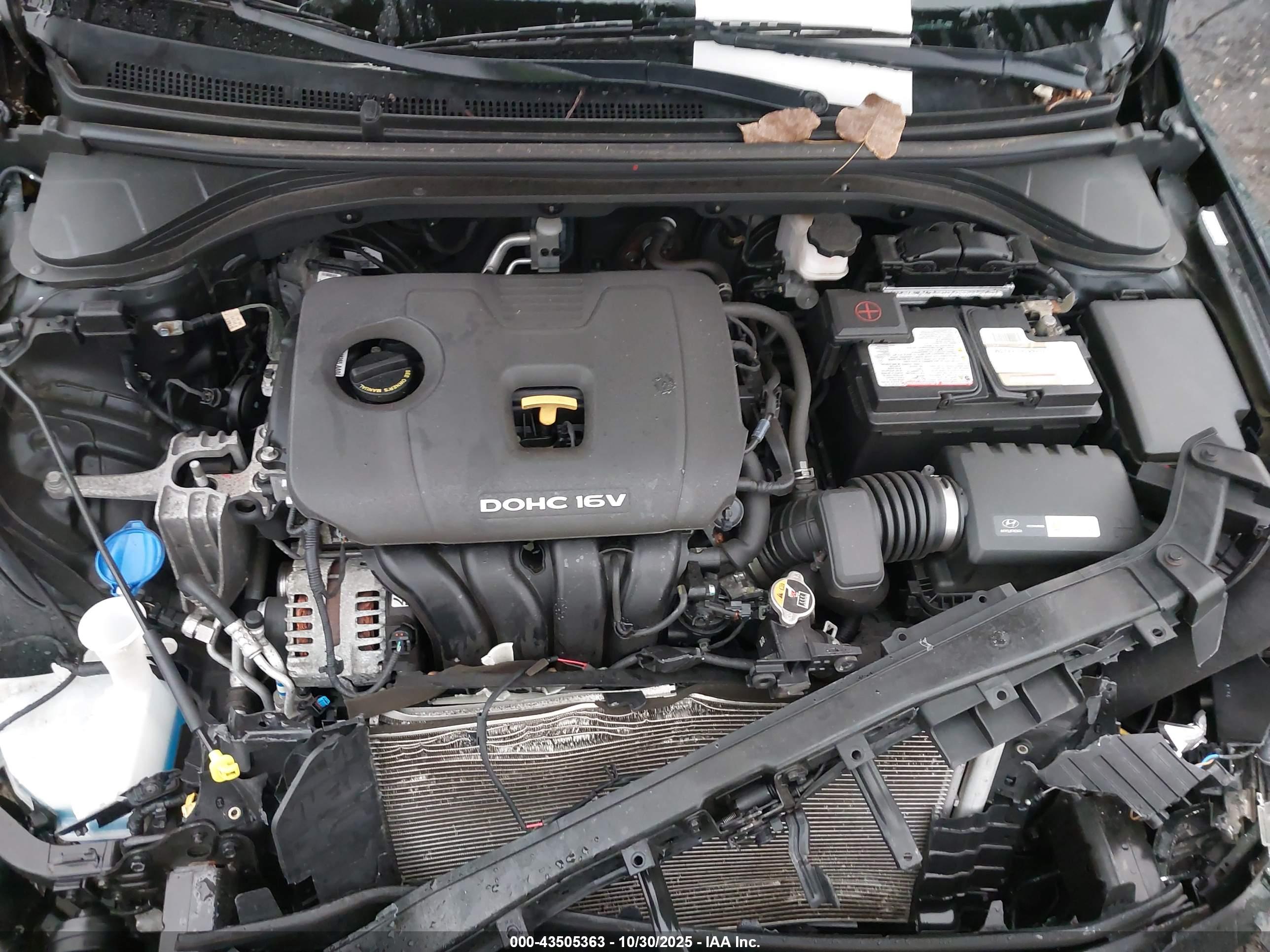 HYUNDAI ELANTRA image 10
