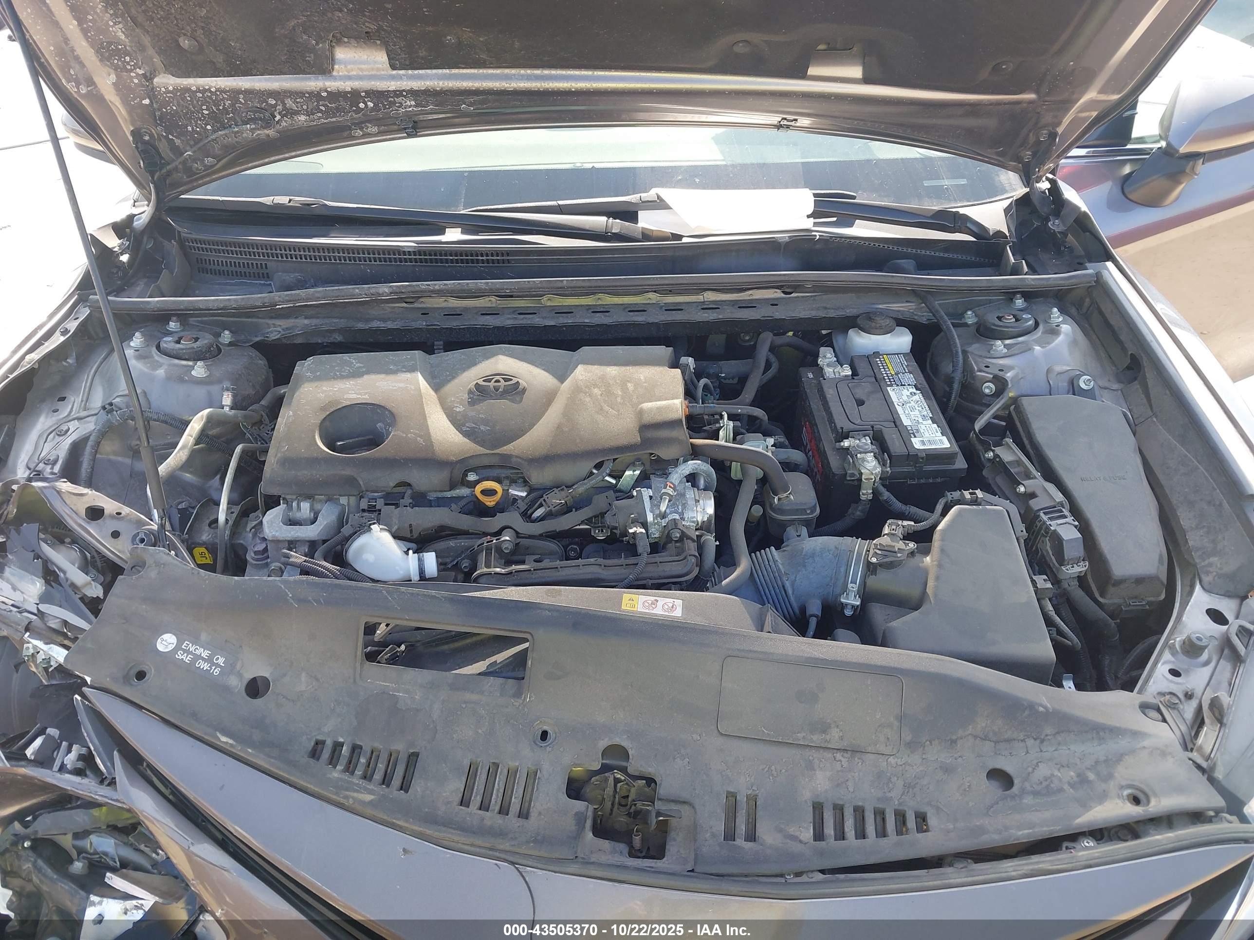 TOYOTA CAMRY image 10