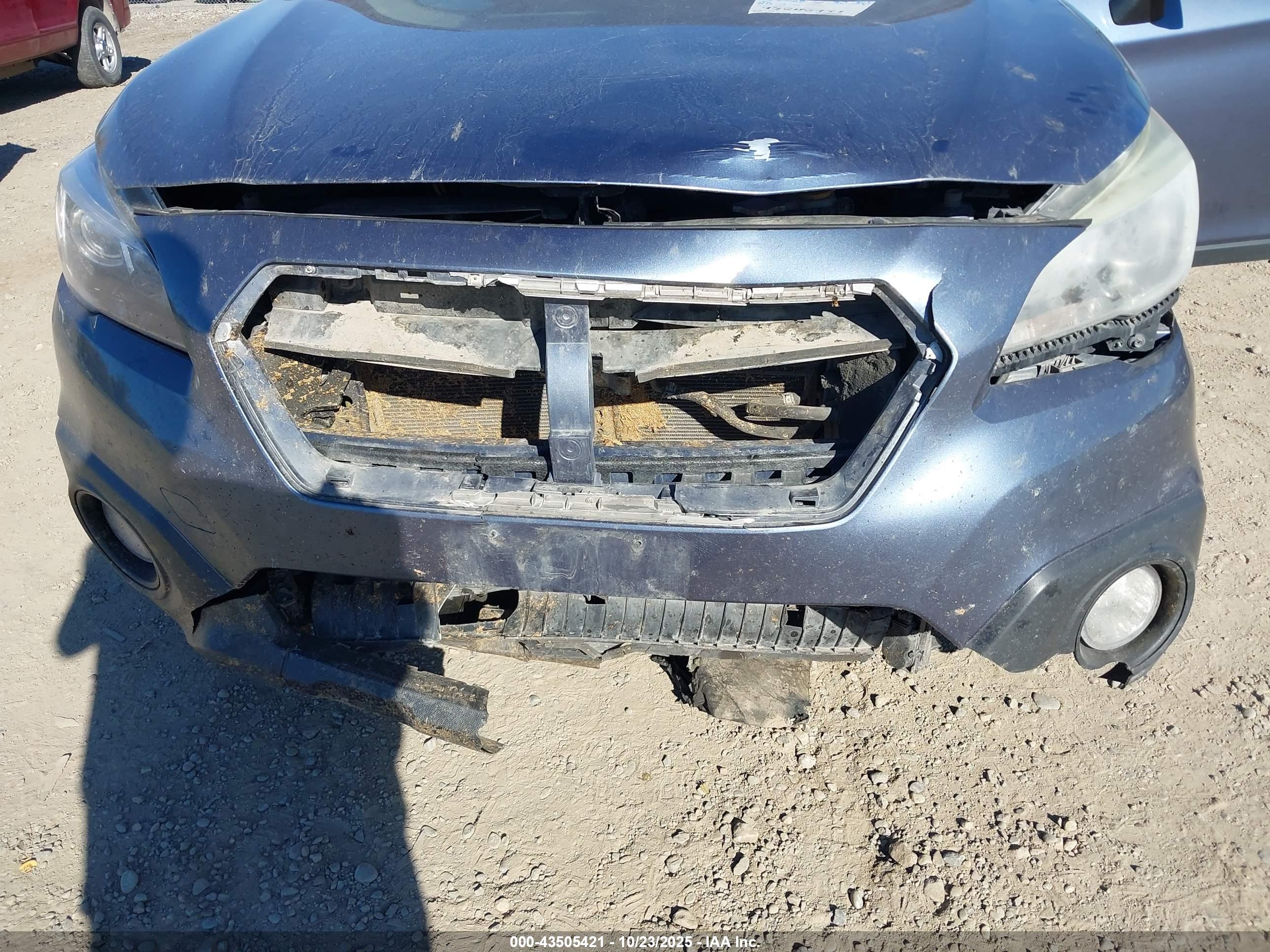 SUBARU OUTBACK image 6