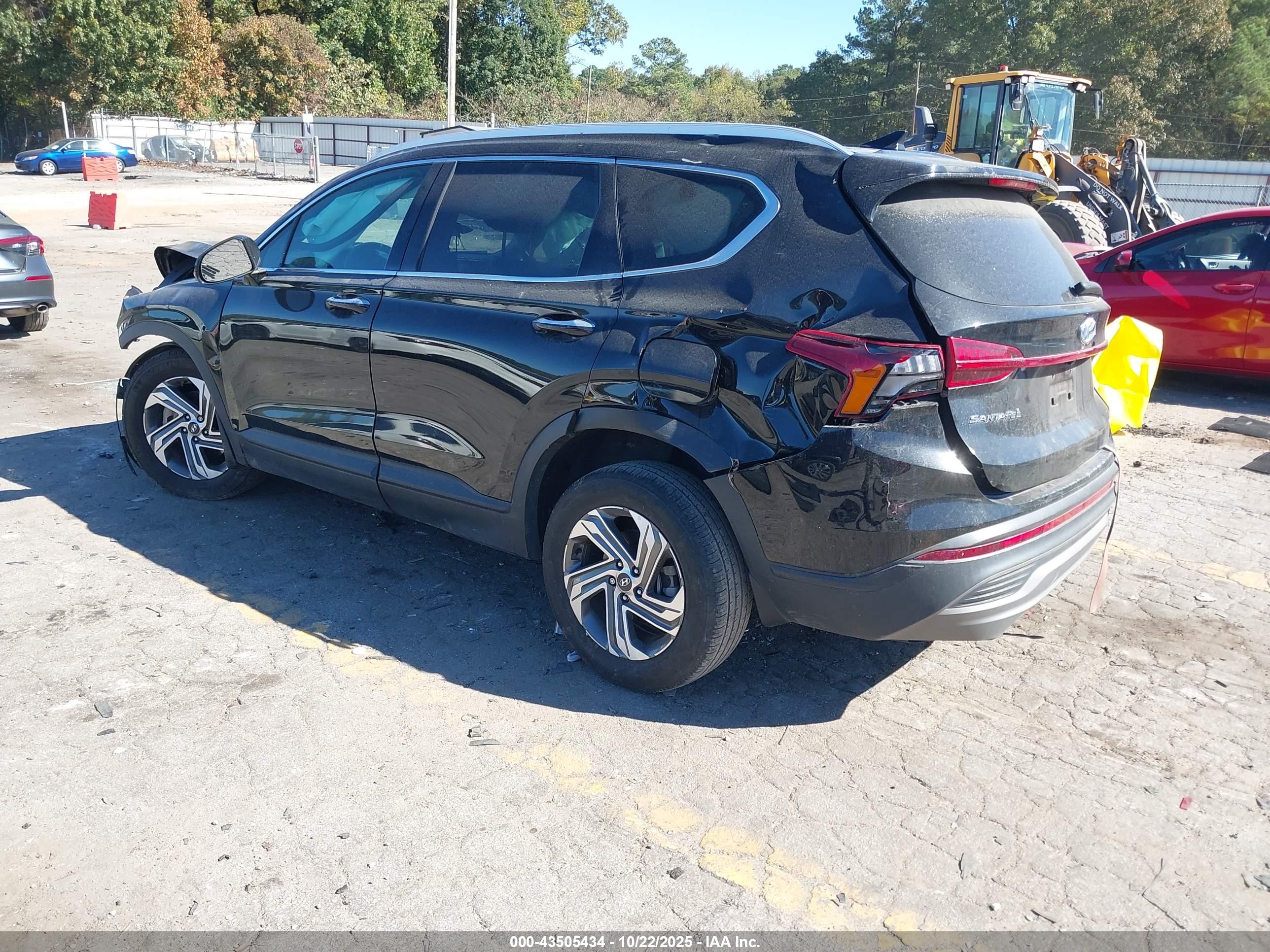 HYUNDAI SANTA image 3