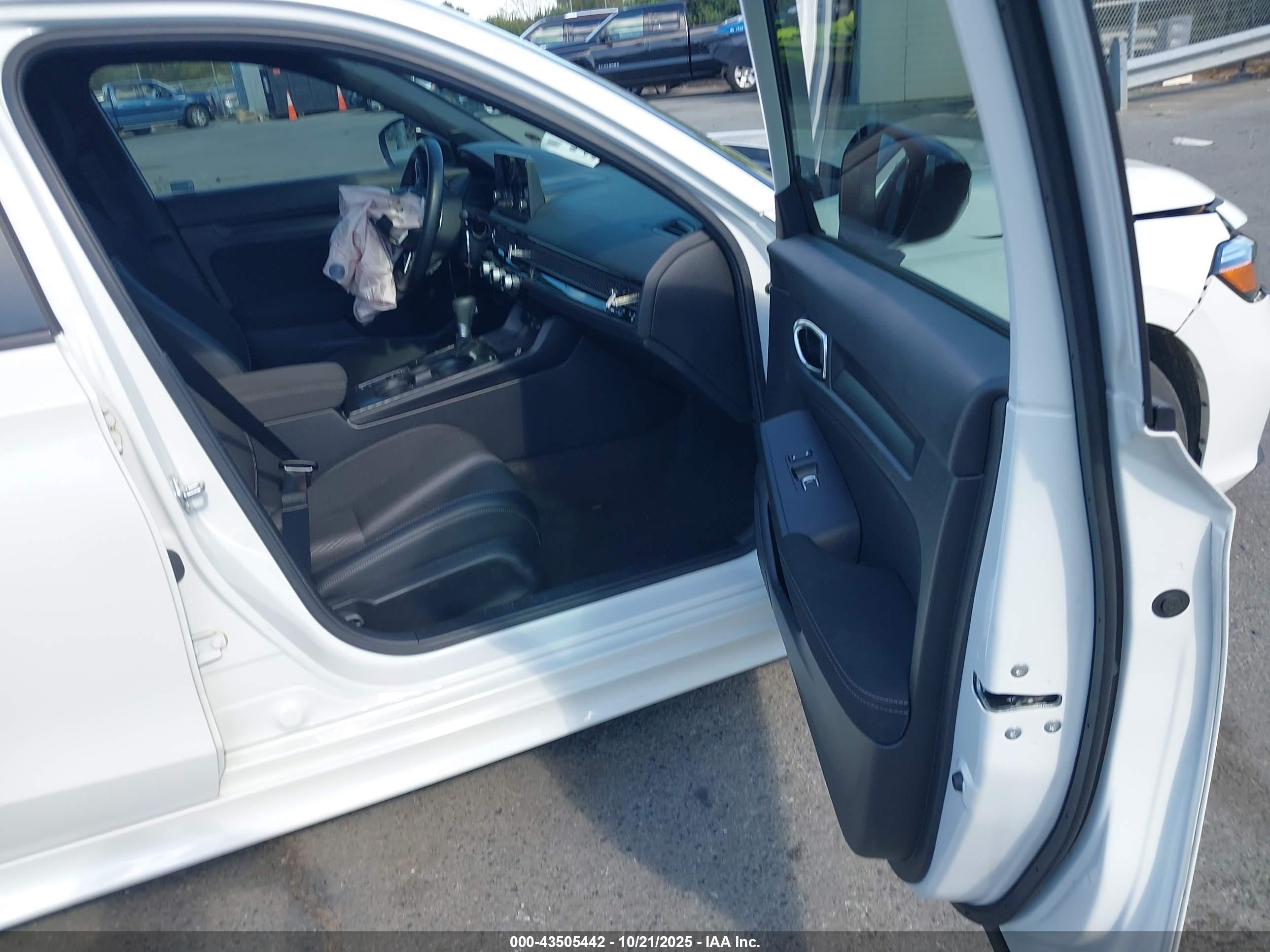HONDA CIVIC image 5