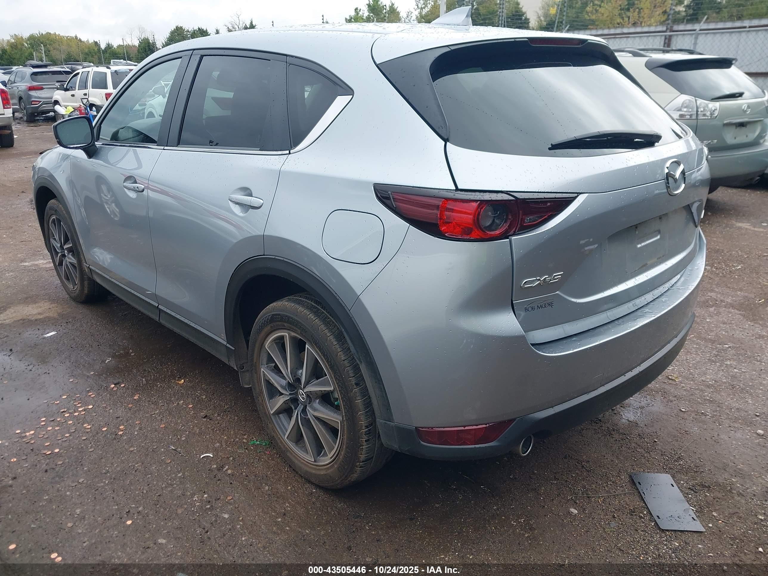 MAZDA CX-5 image 3