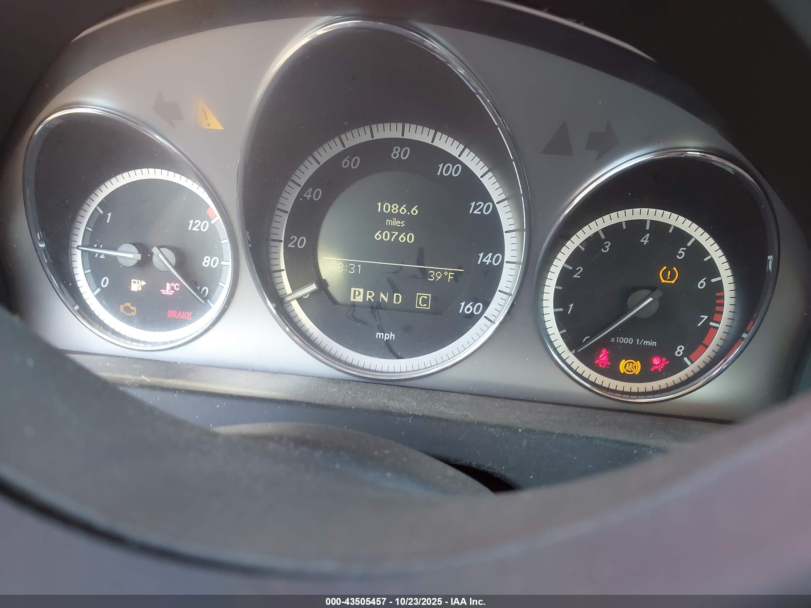 MERCEDES-BENZ C image 7