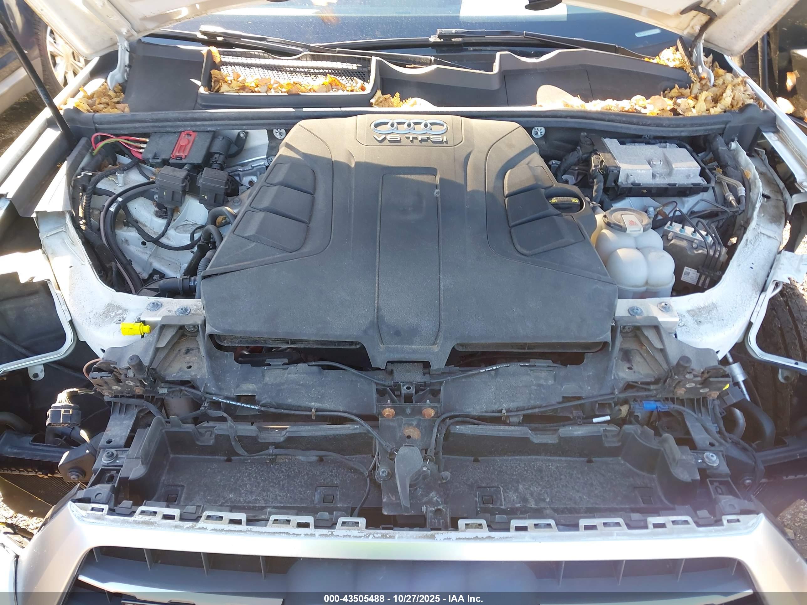 AUDI Q7 image 10