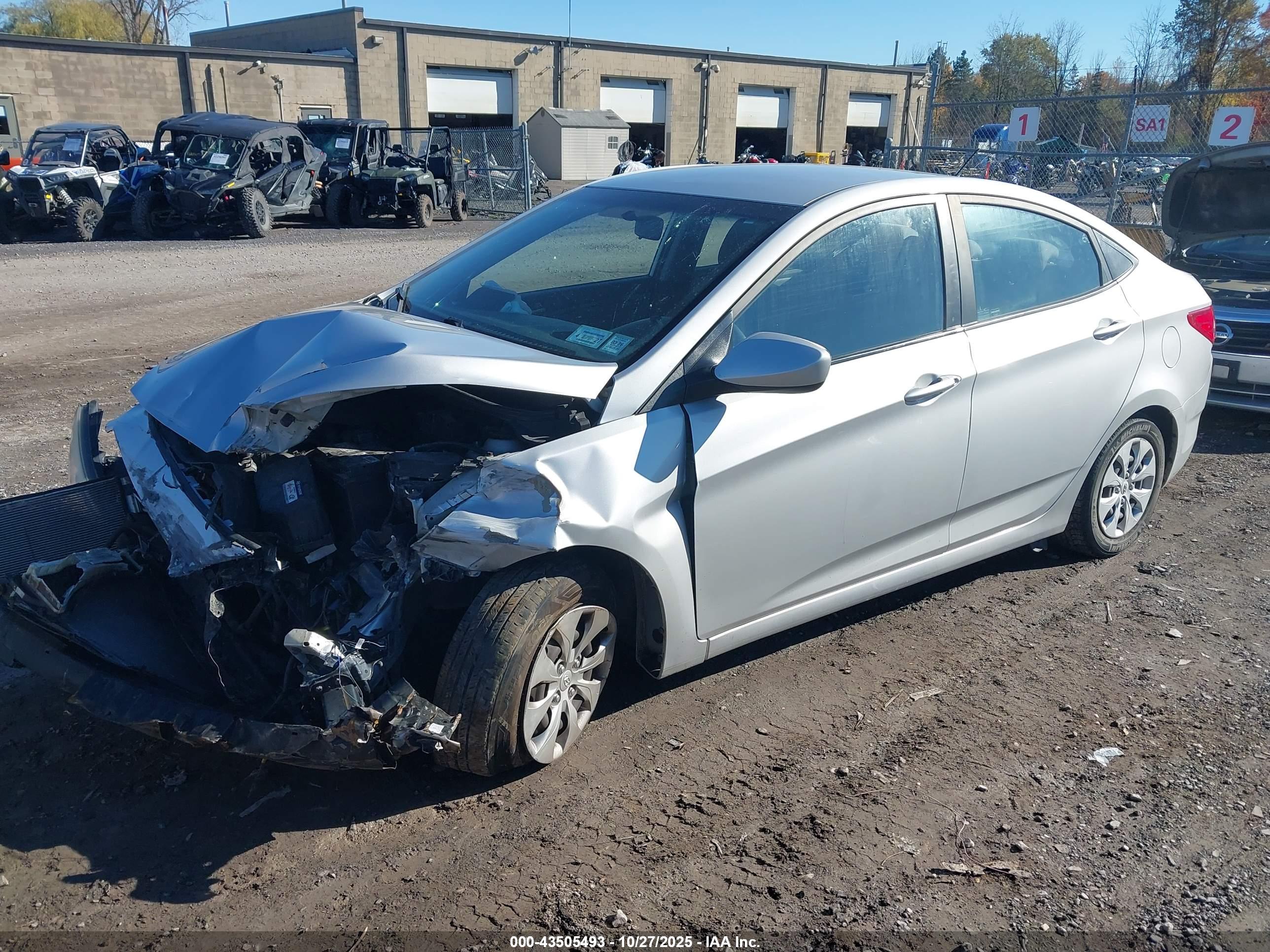 HYUNDAI ACCENT image 2