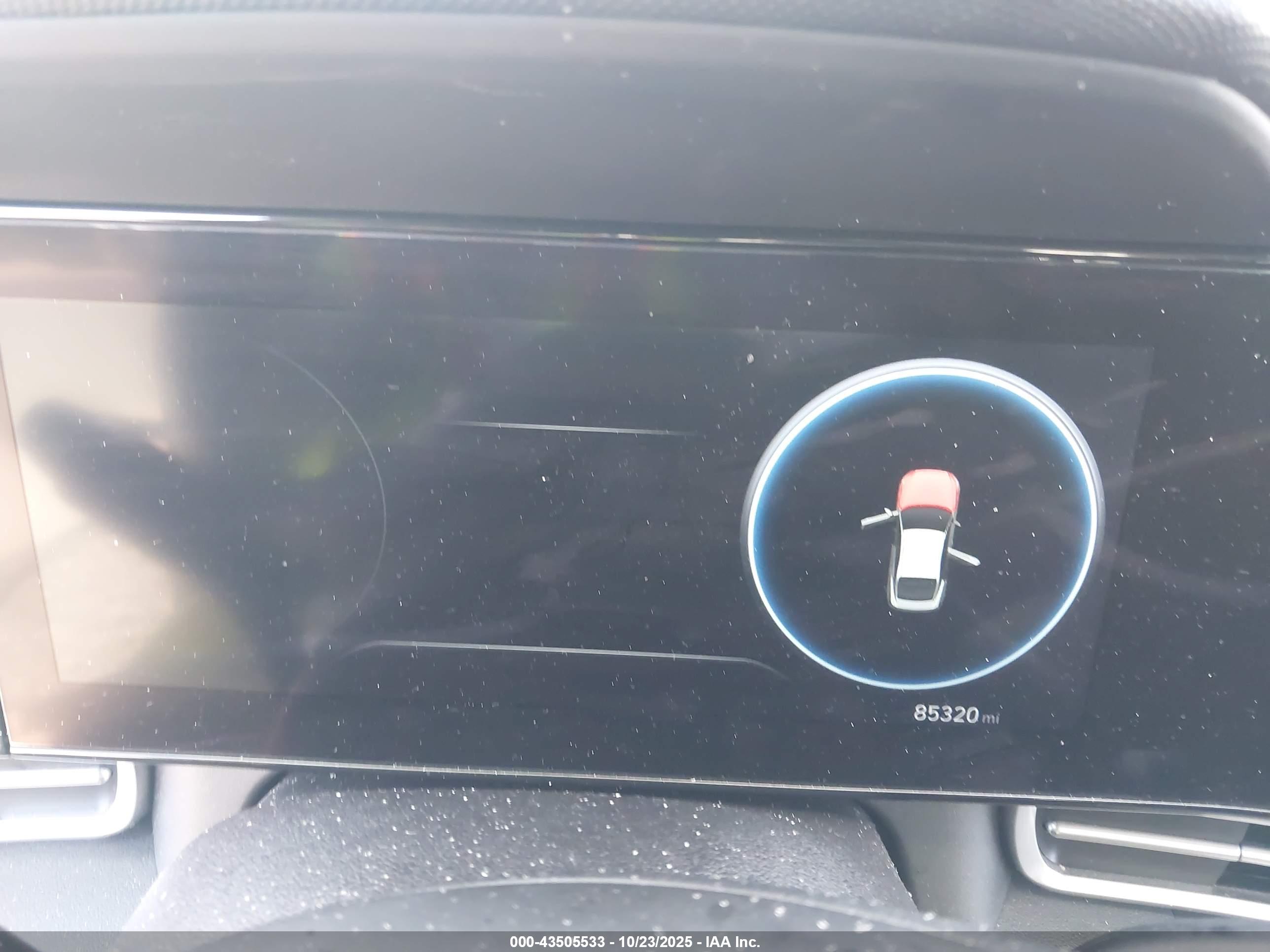 HYUNDAI ELANTRA image 7