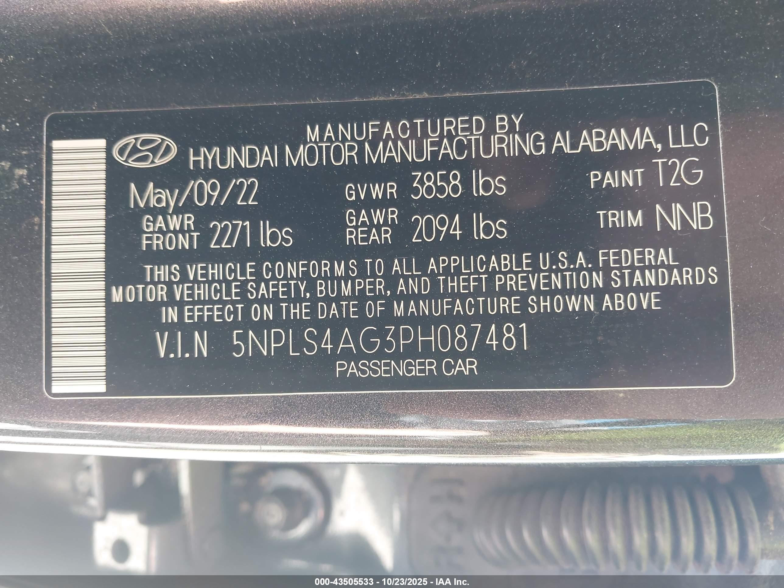 HYUNDAI ELANTRA image 9