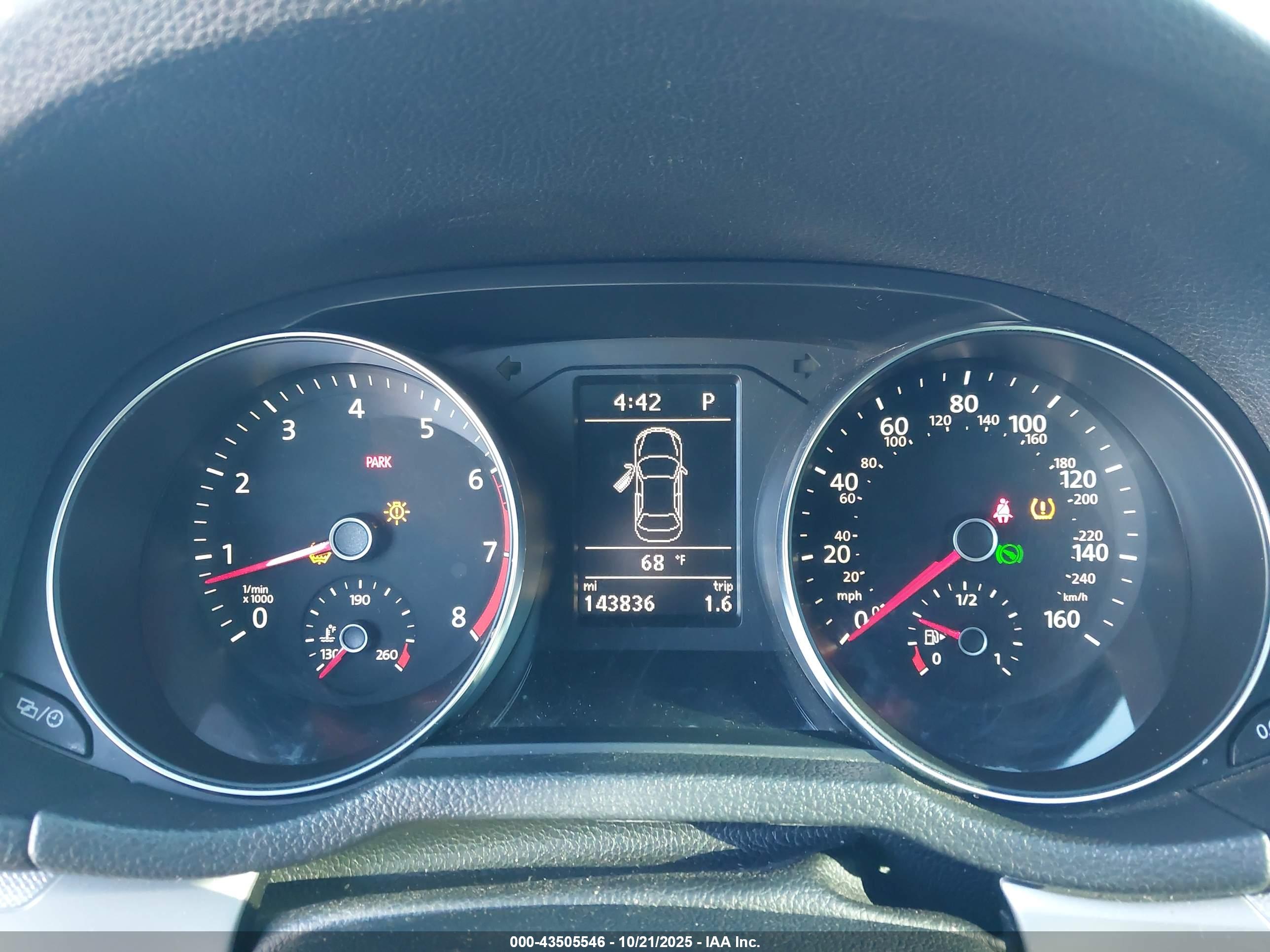 VOLKSWAGEN PASSAT image 7