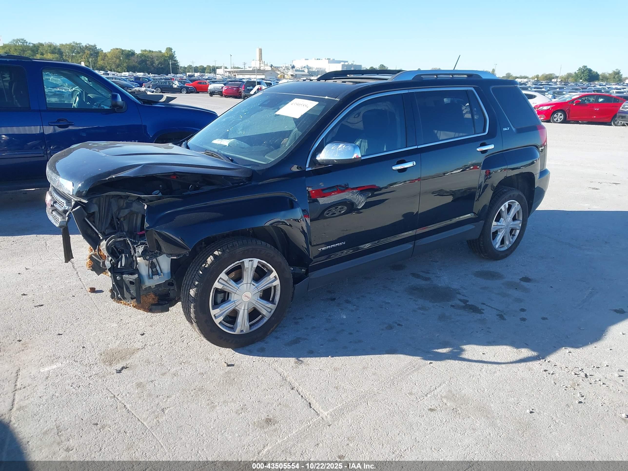 GMC TERRAIN image 2