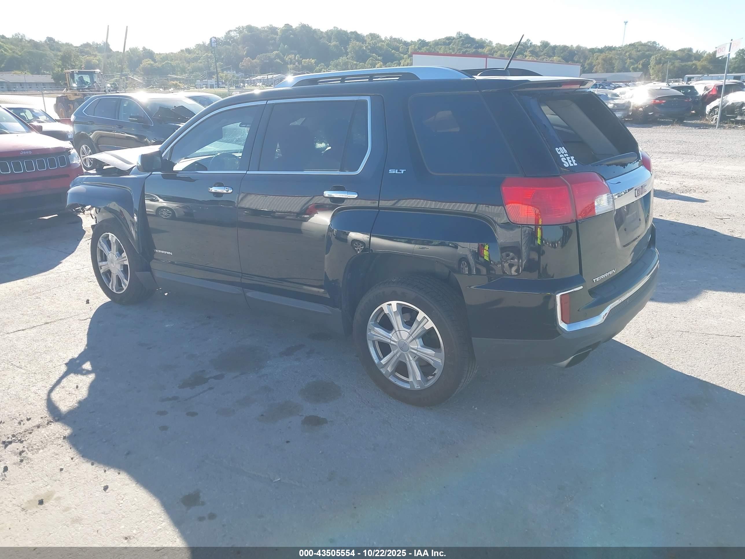 GMC TERRAIN image 3