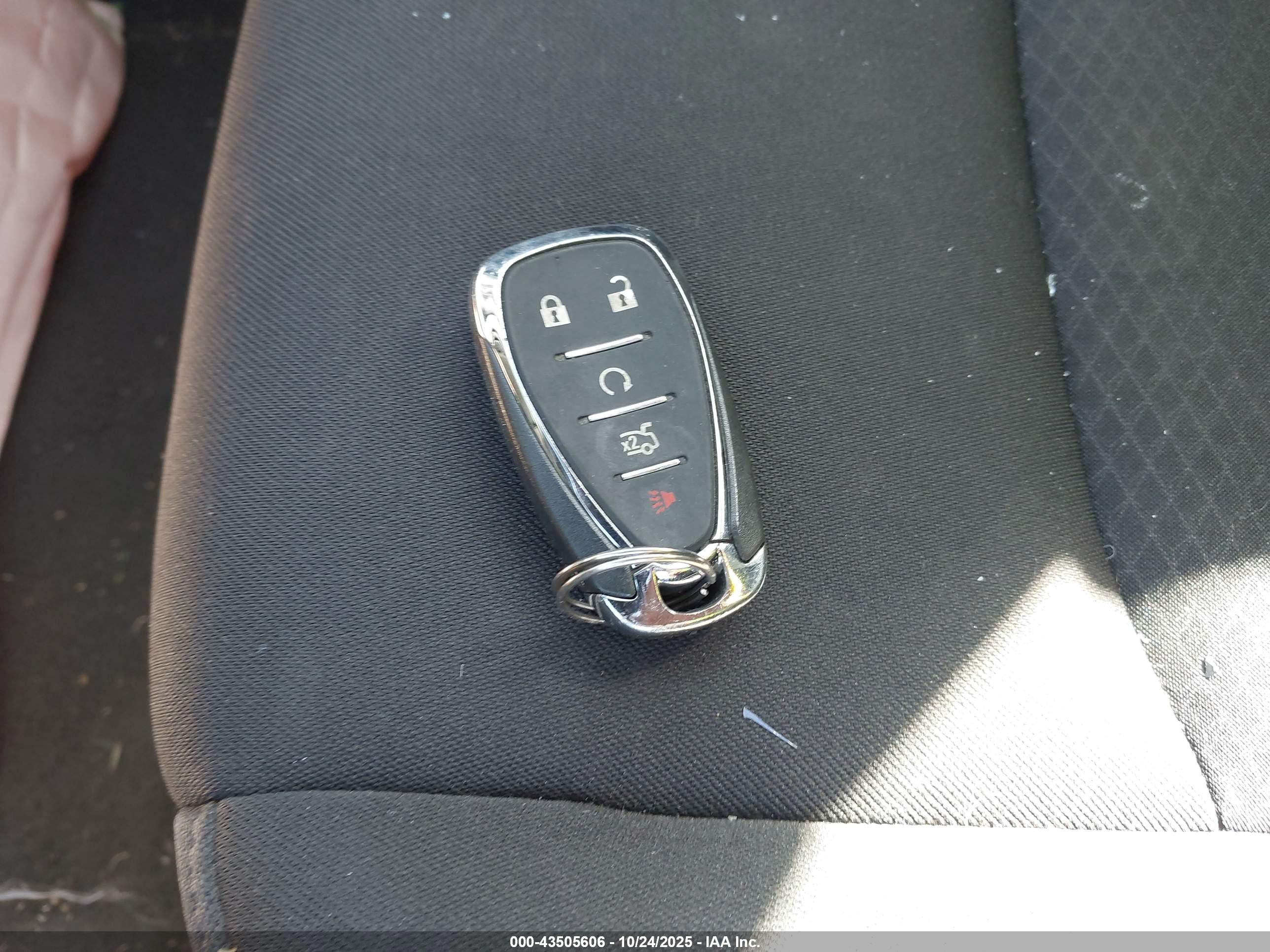 CHEVROLET MALIBU image 11