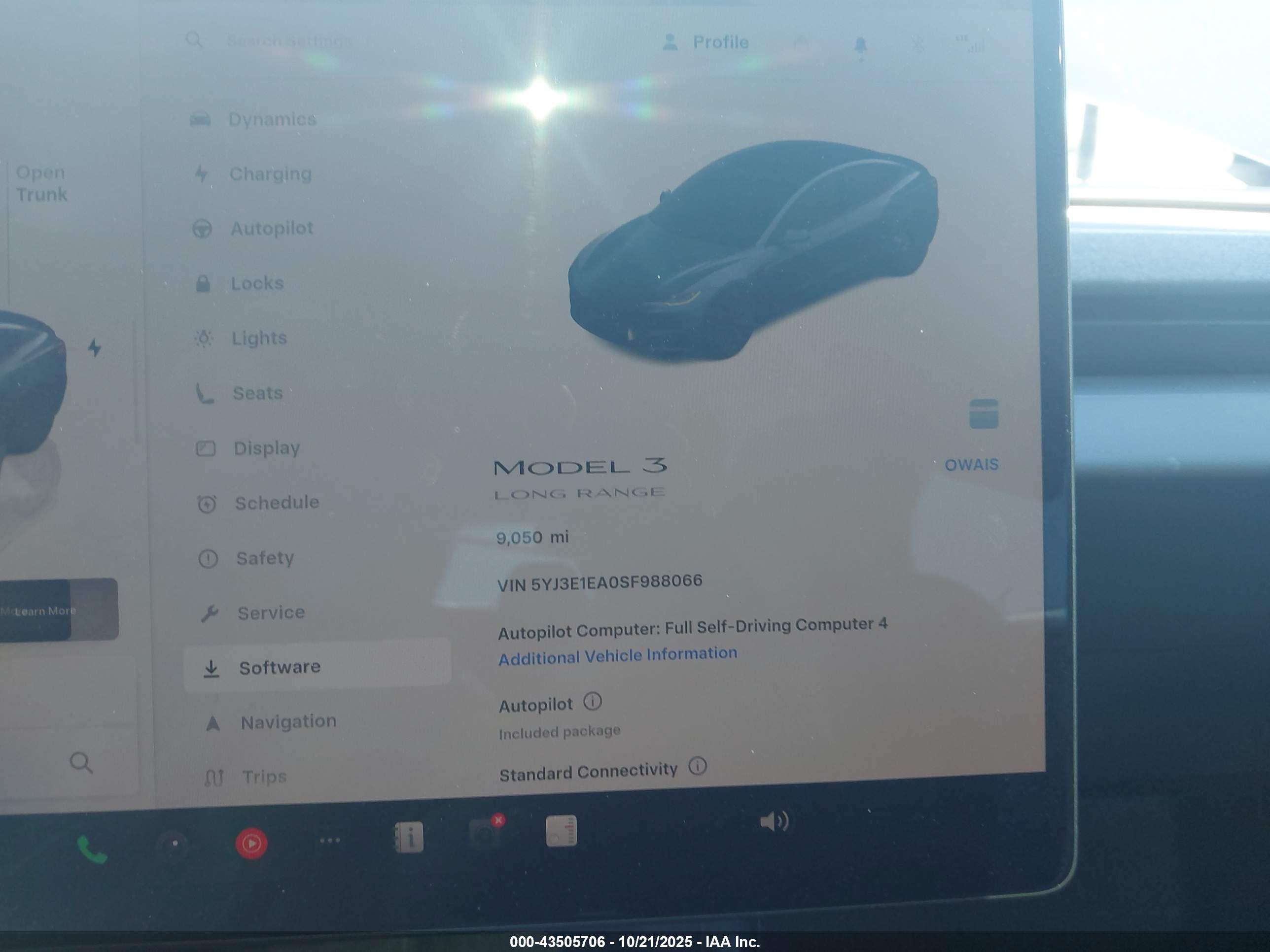 TESLA MODEL image 7