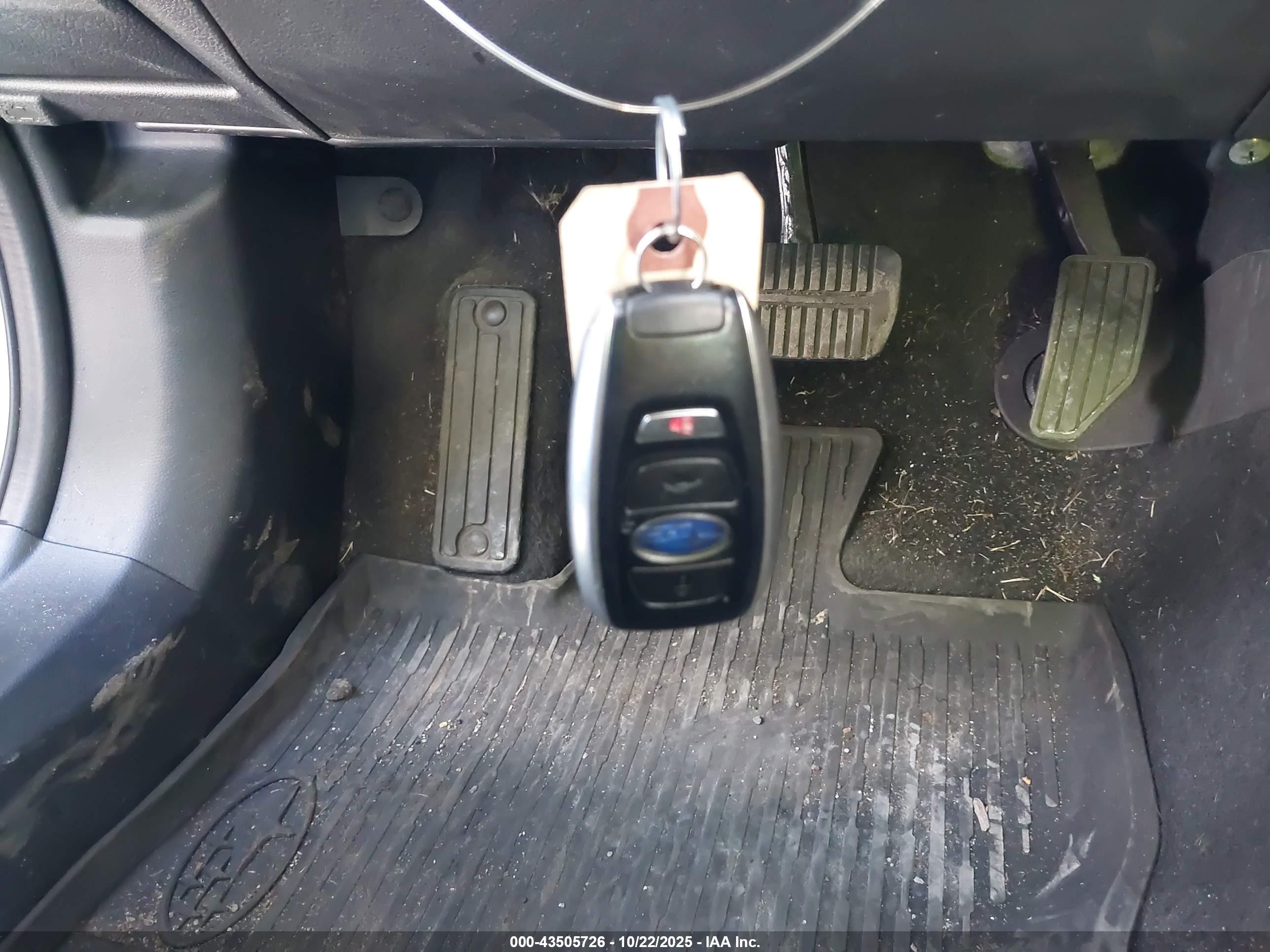 SUBARU LEGACY image 11