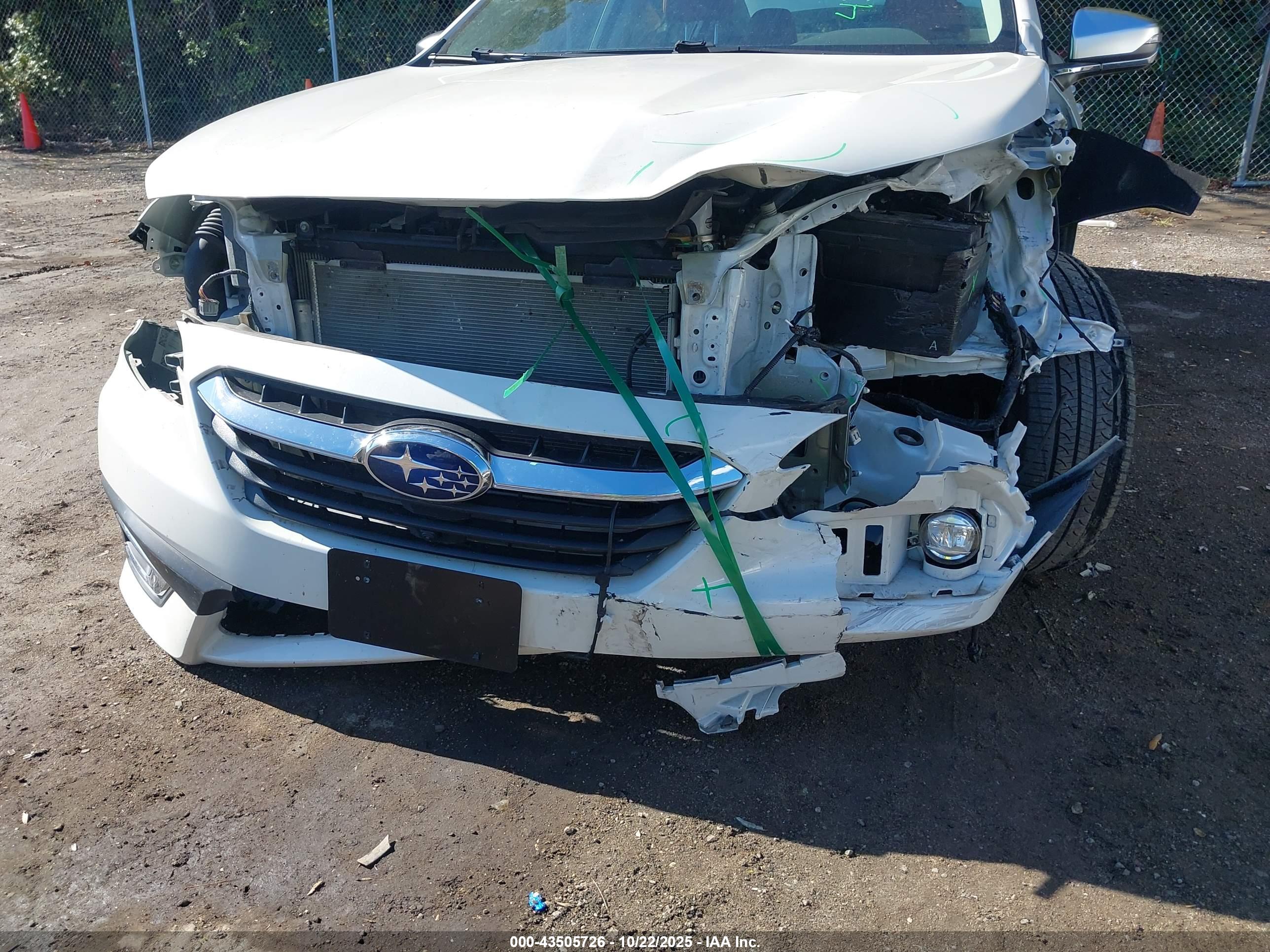 SUBARU LEGACY image 6