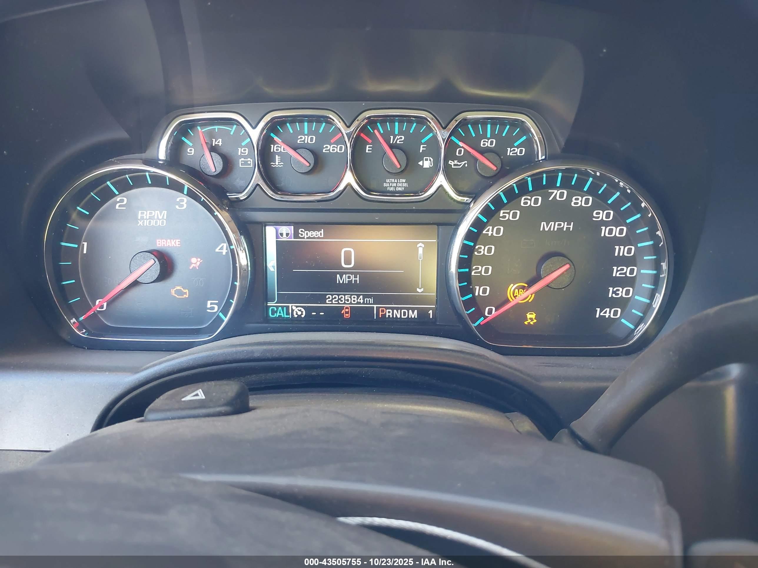 CHEVROLET SILVERADO image 7