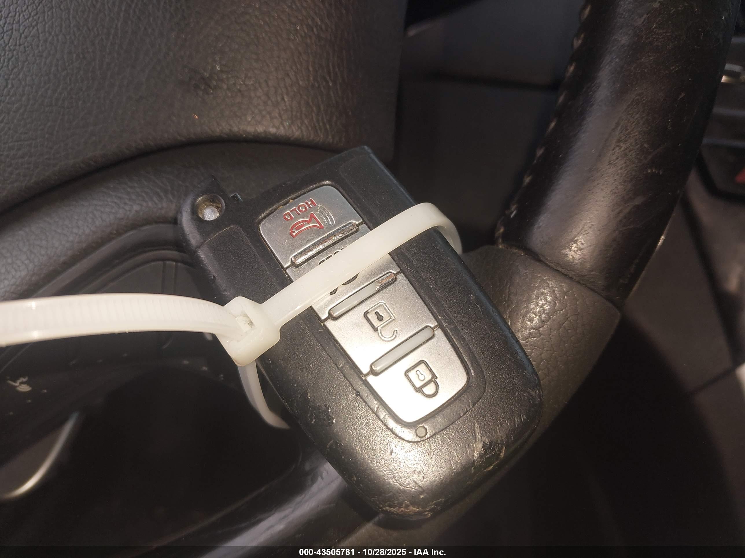 HYUNDAI SONATA image 11