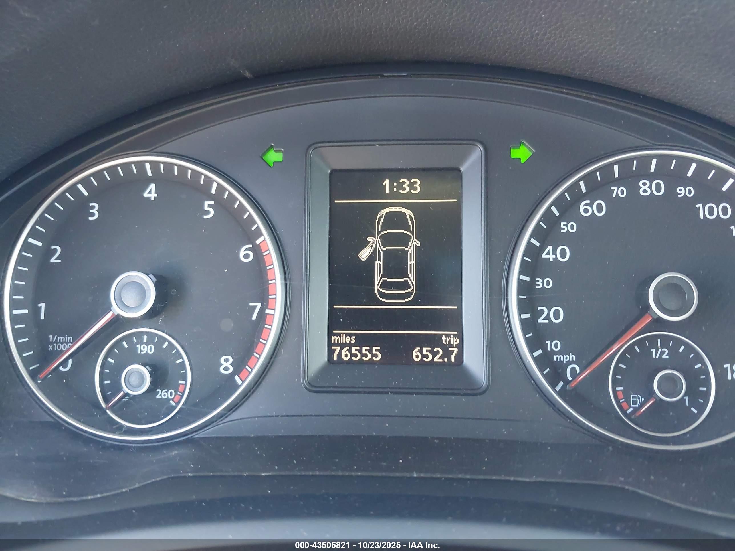 VOLKSWAGEN EOS image 7