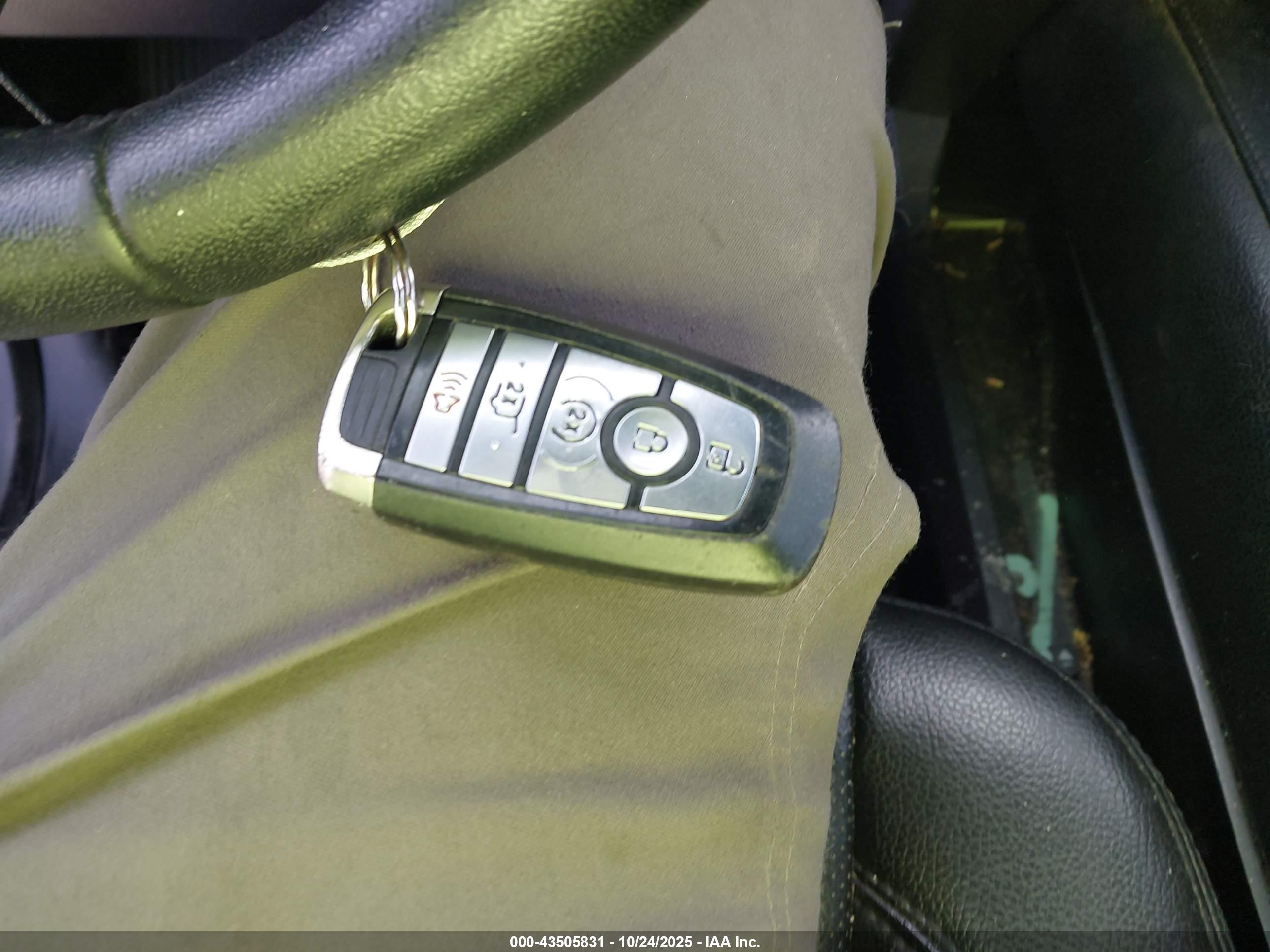 FORD EXPEDITION image 11
