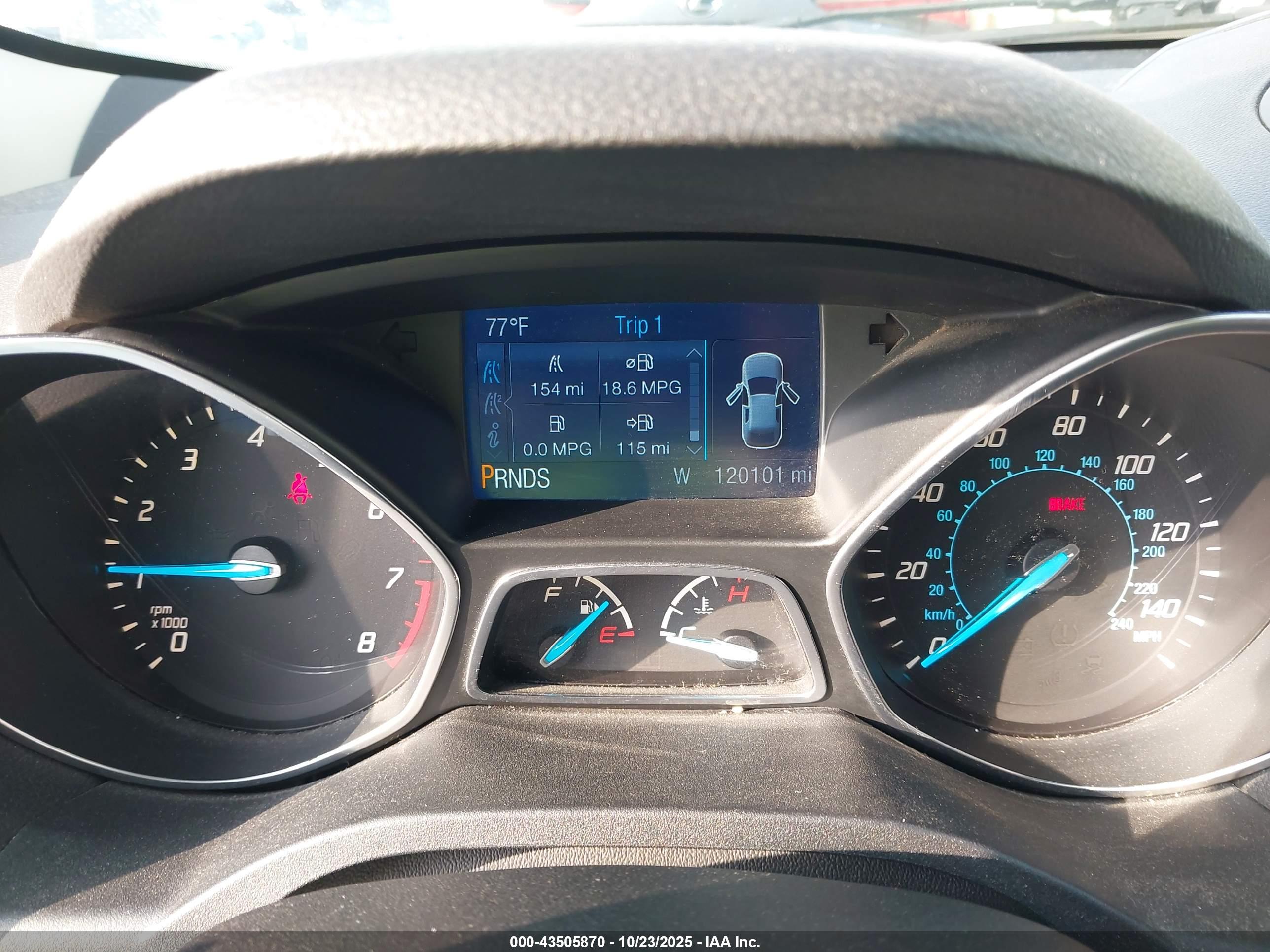 FORD ESCAPE image 7