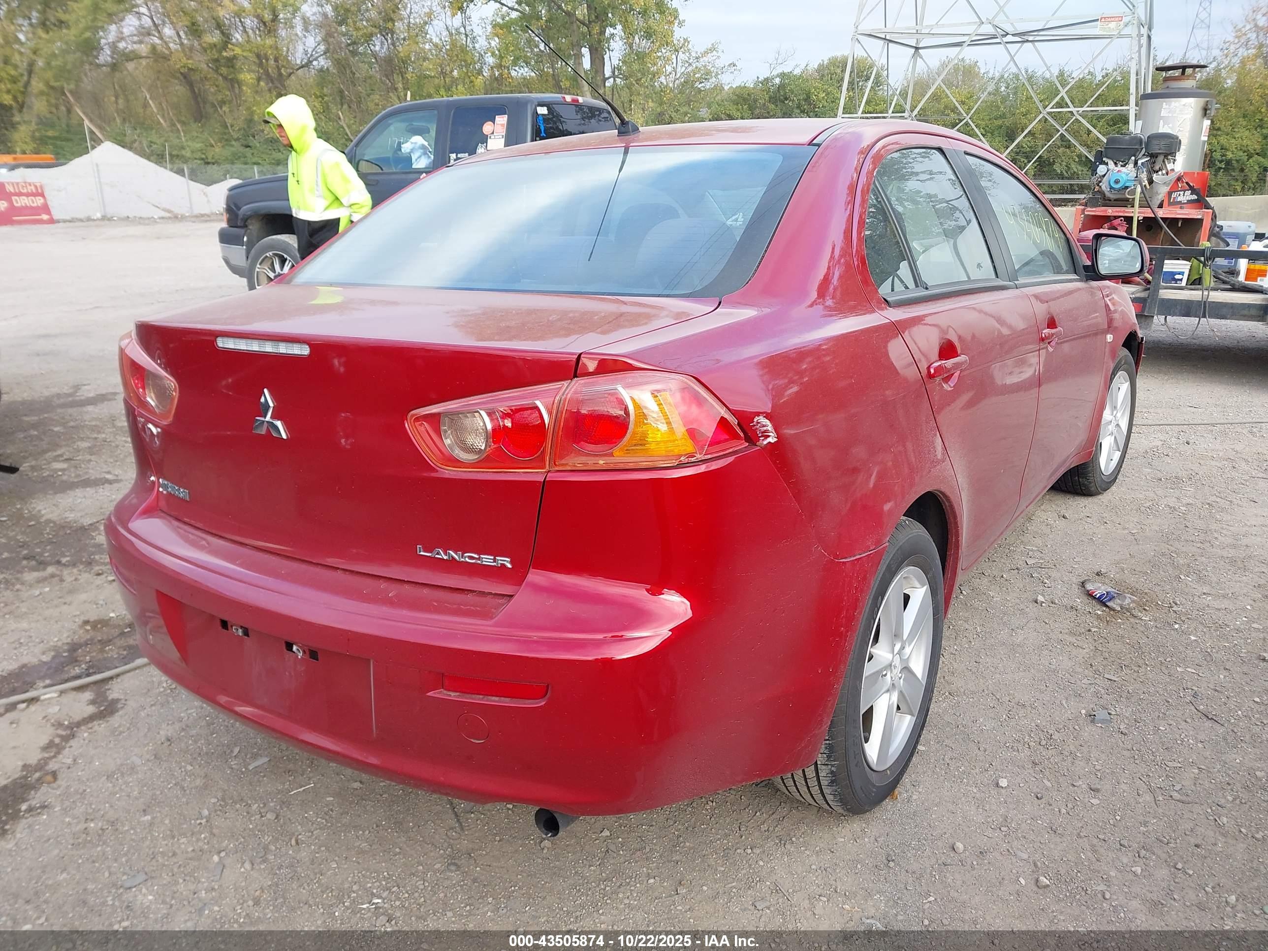 MITSUBISHI LANCER image 4