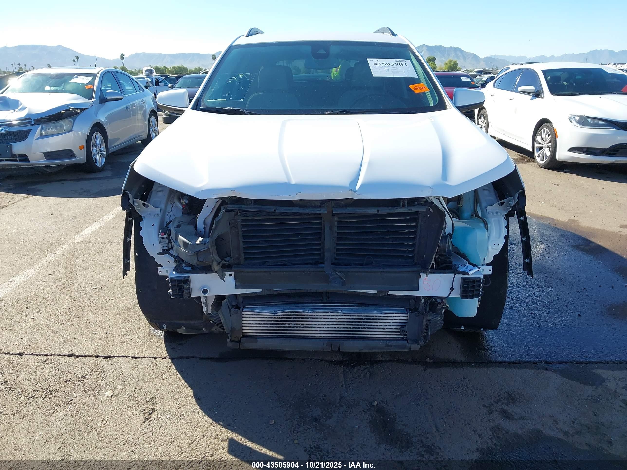 GMC TERRAIN image 6