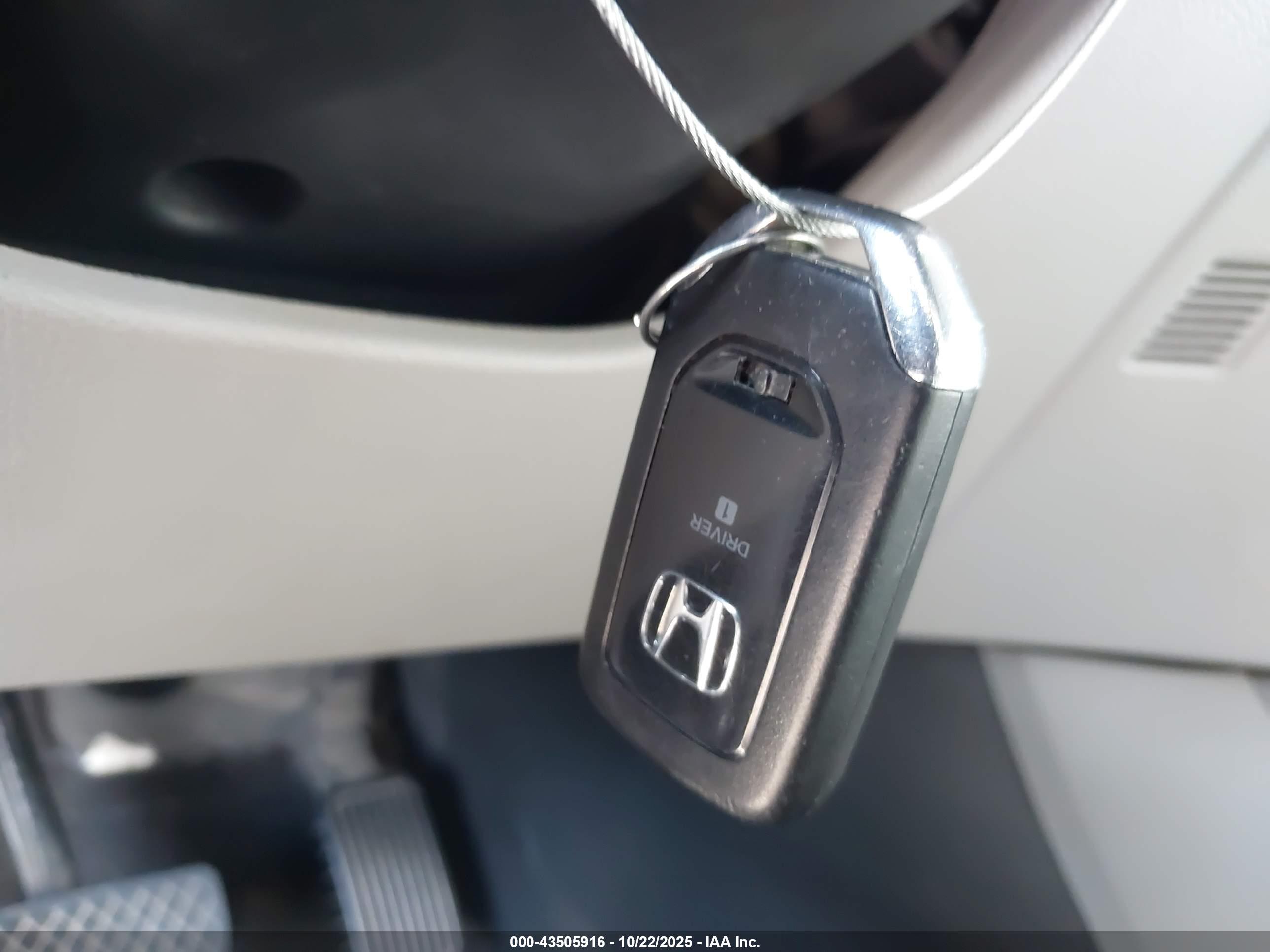 HONDA PILOT image 11