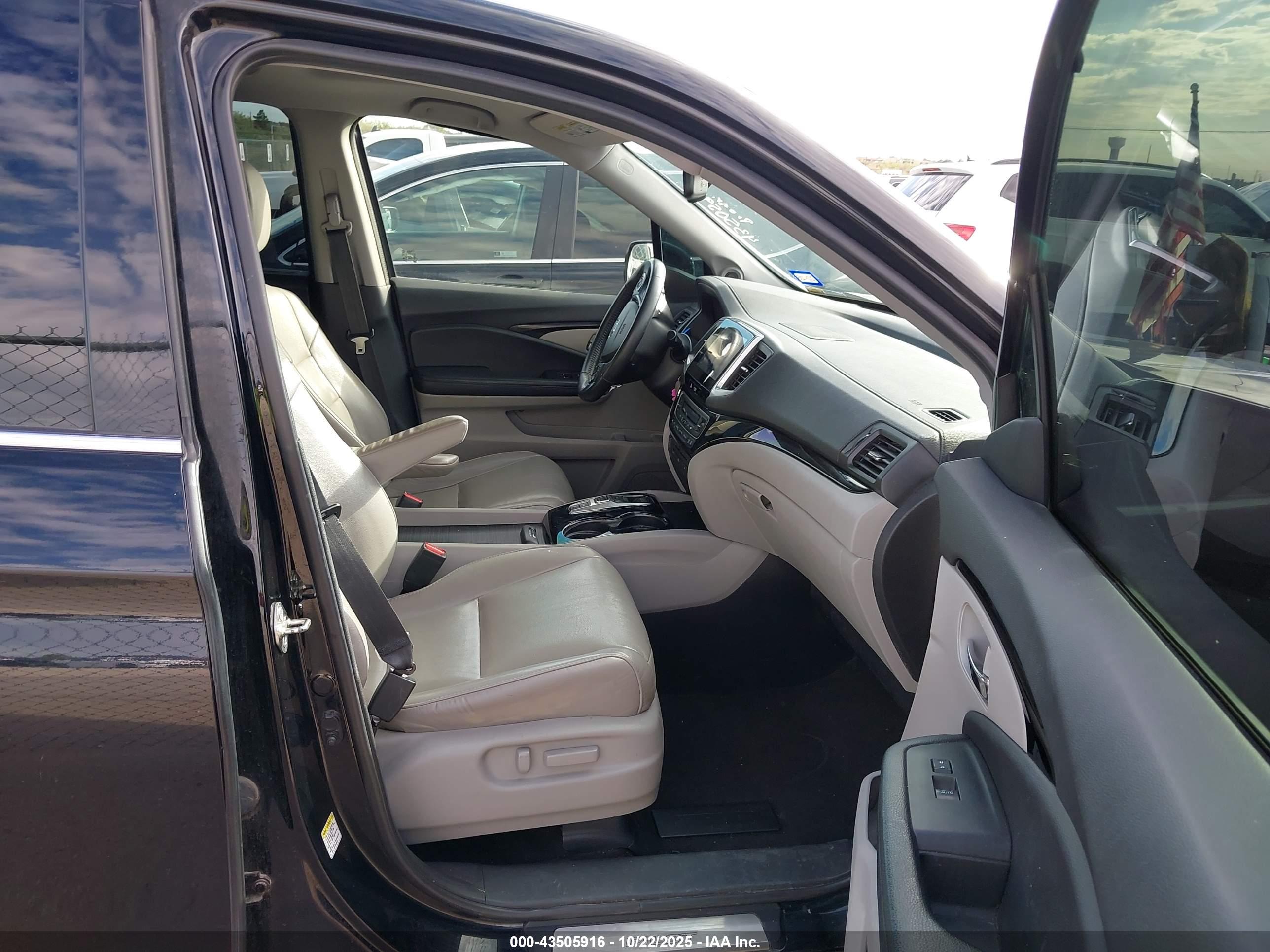 HONDA PILOT image 5
