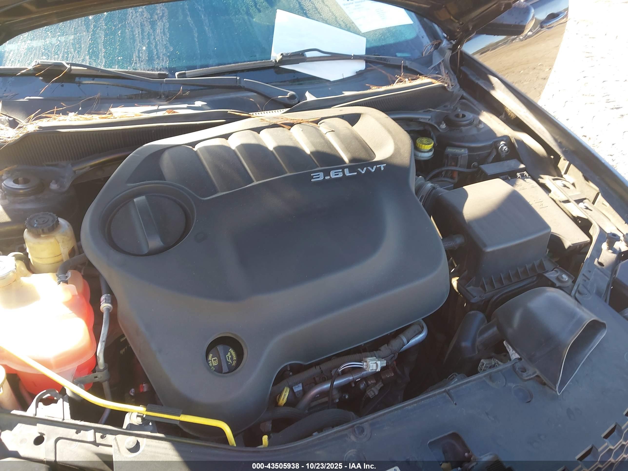 DODGE AVENGER image 10