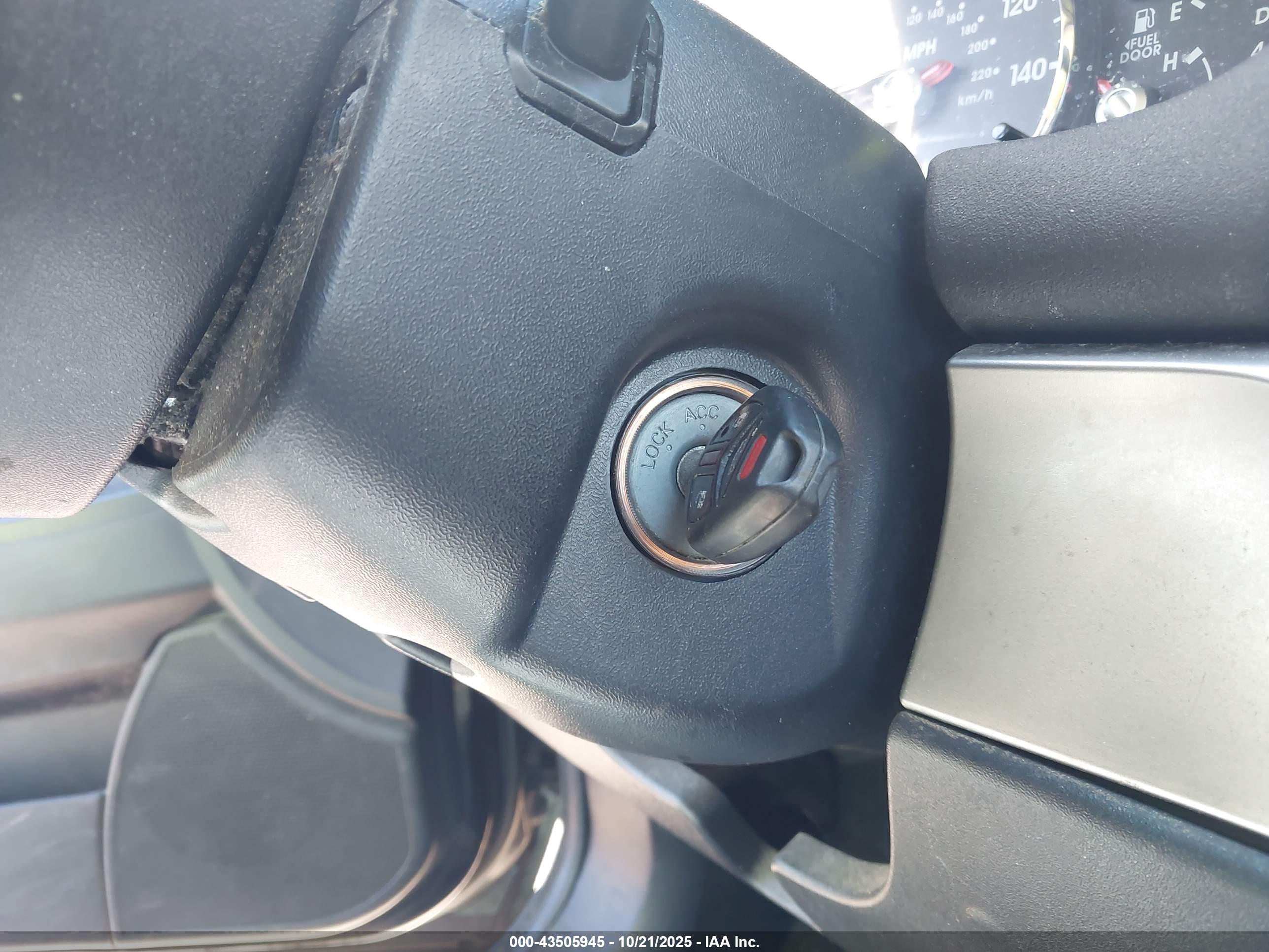 MITSUBISHI GALANT image 11