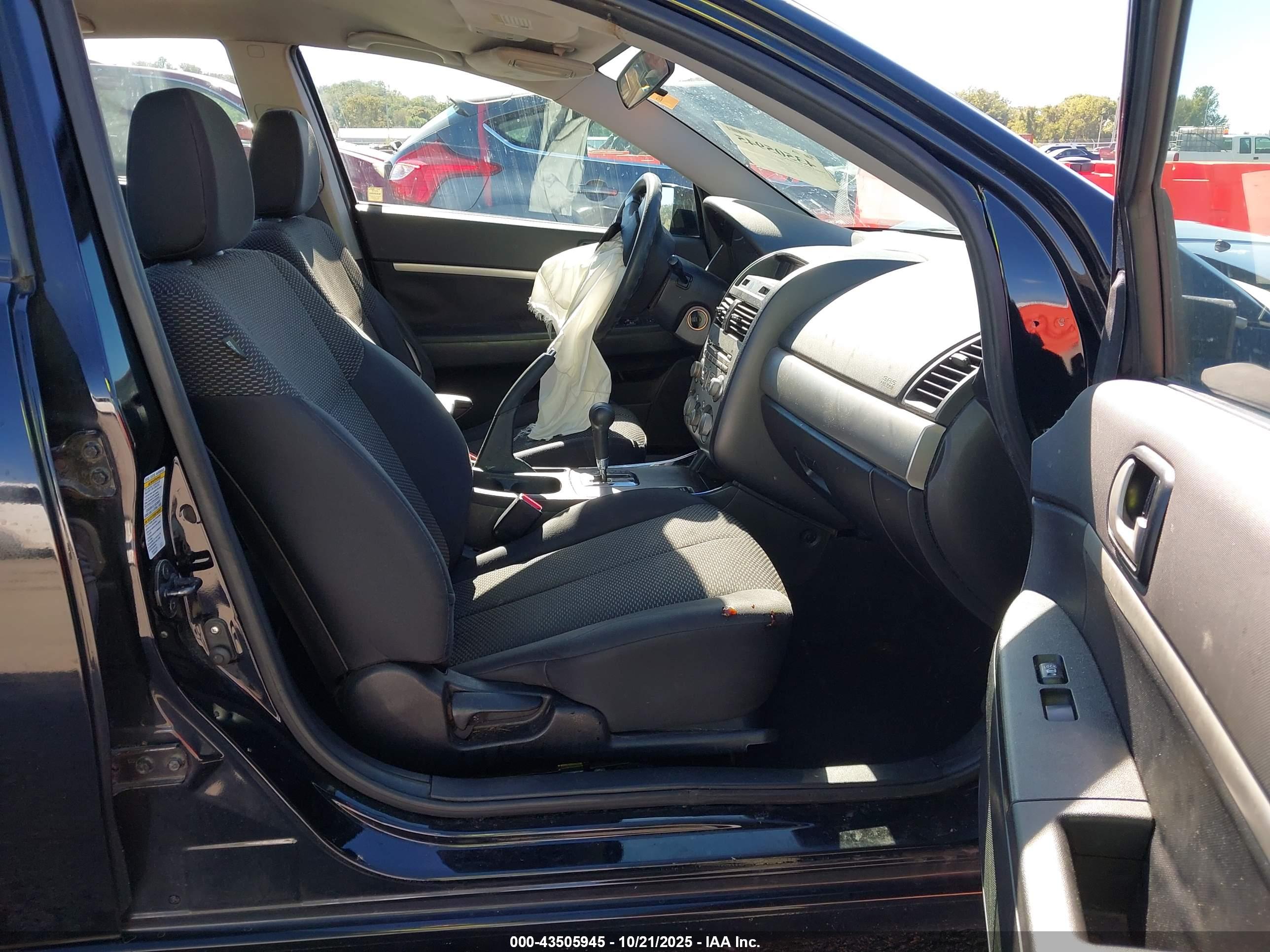 MITSUBISHI GALANT image 5