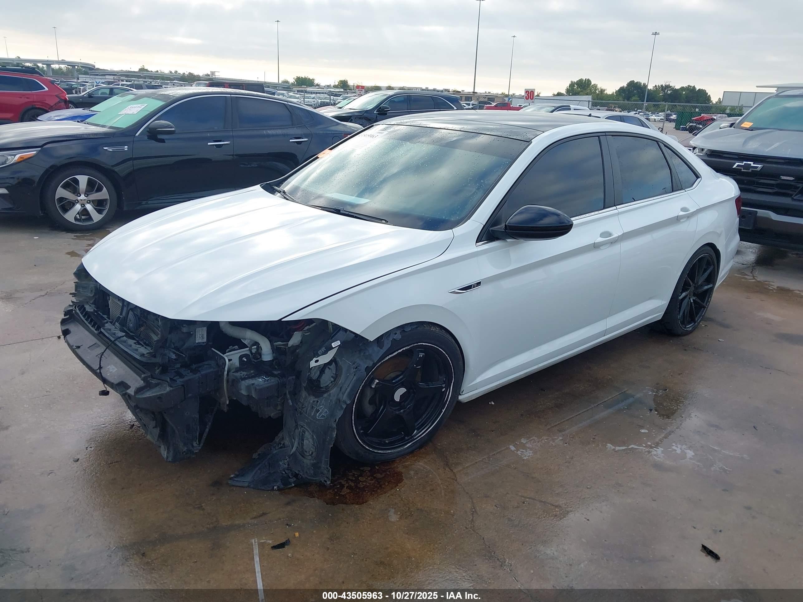 VOLKSWAGEN JETTA image 2
