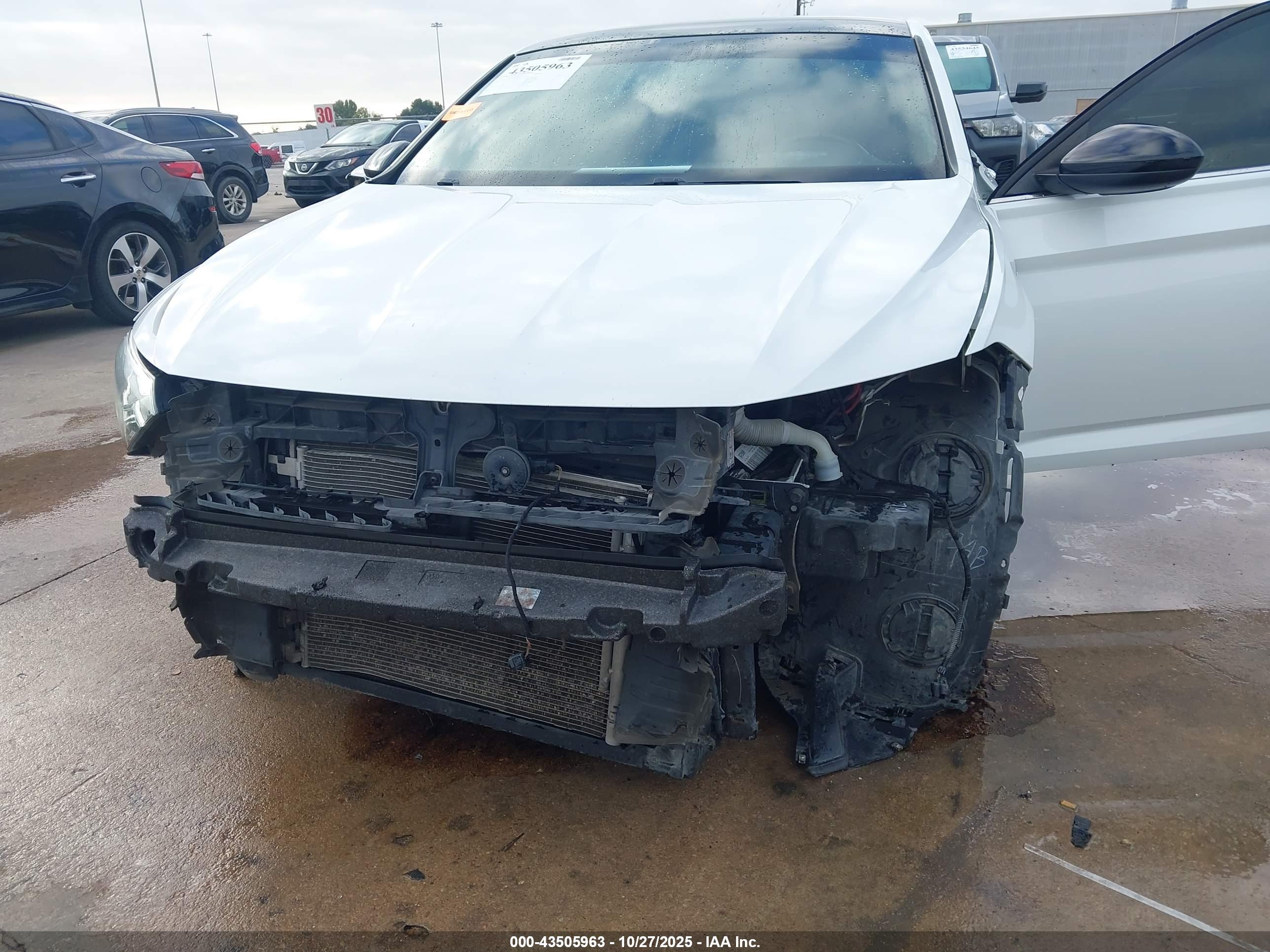 VOLKSWAGEN JETTA image 6