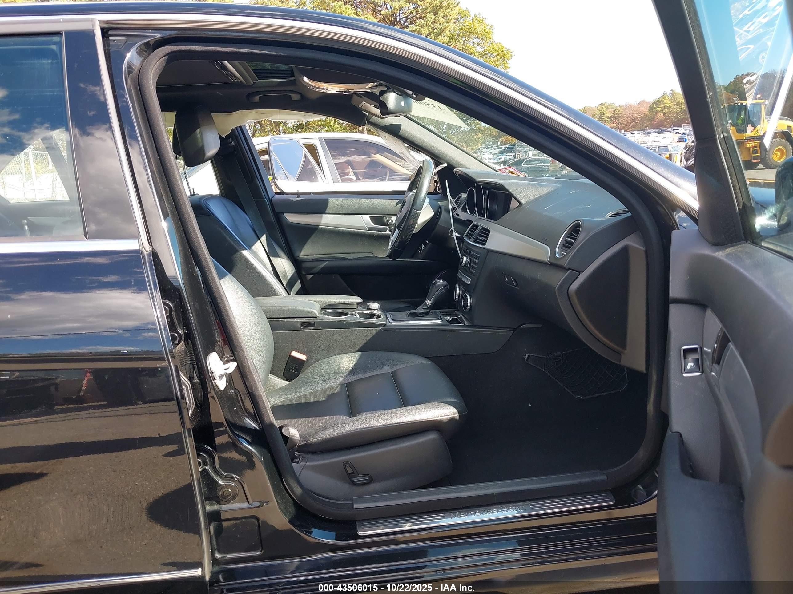 MERCEDES-BENZ C image 5