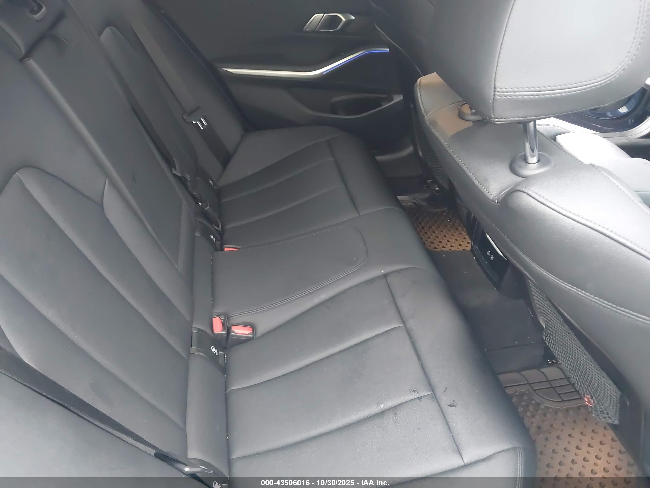 BMW 330I image 8