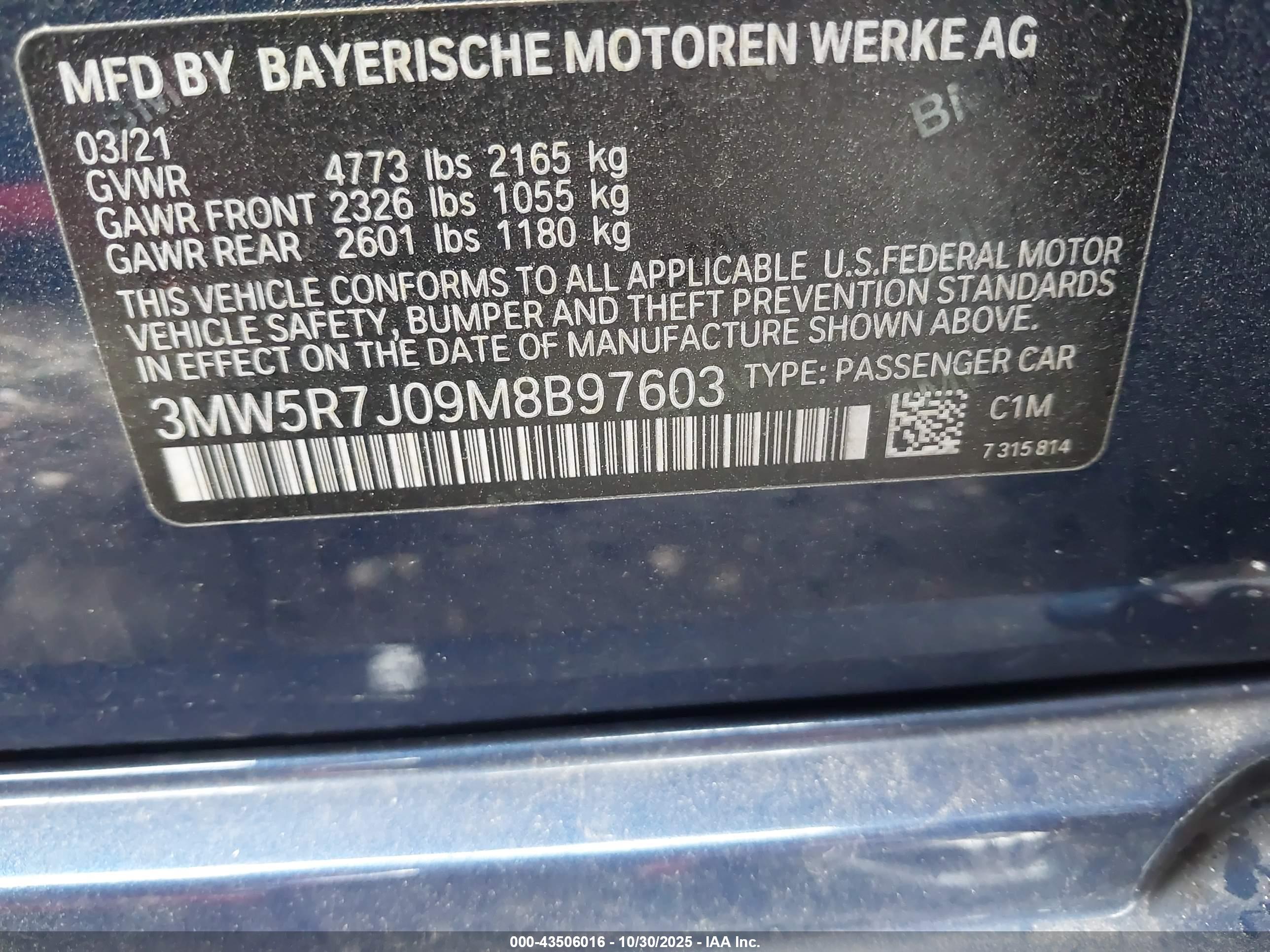 BMW 330I image 9