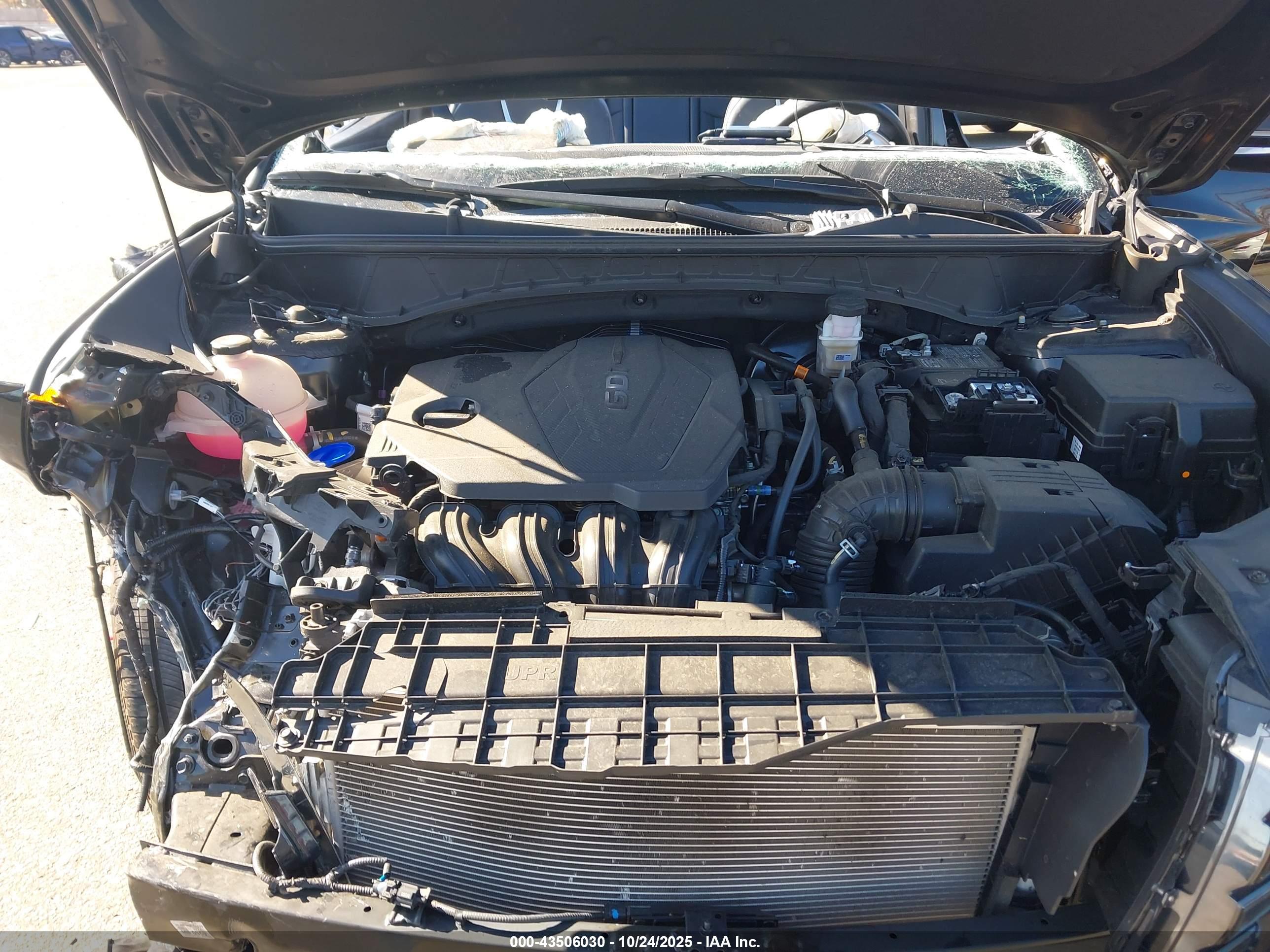 HYUNDAI TUCSON image 10