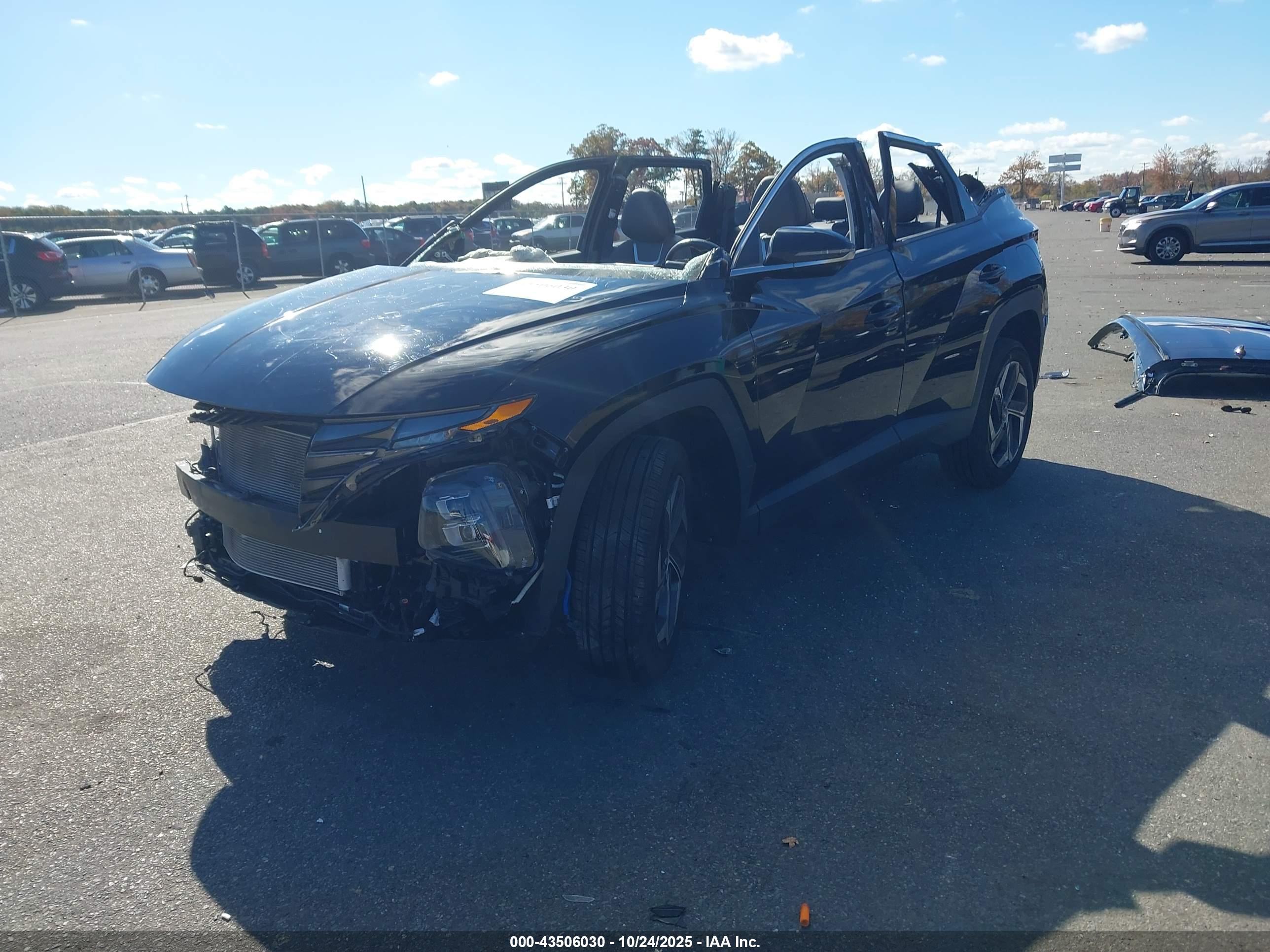 HYUNDAI TUCSON image 6