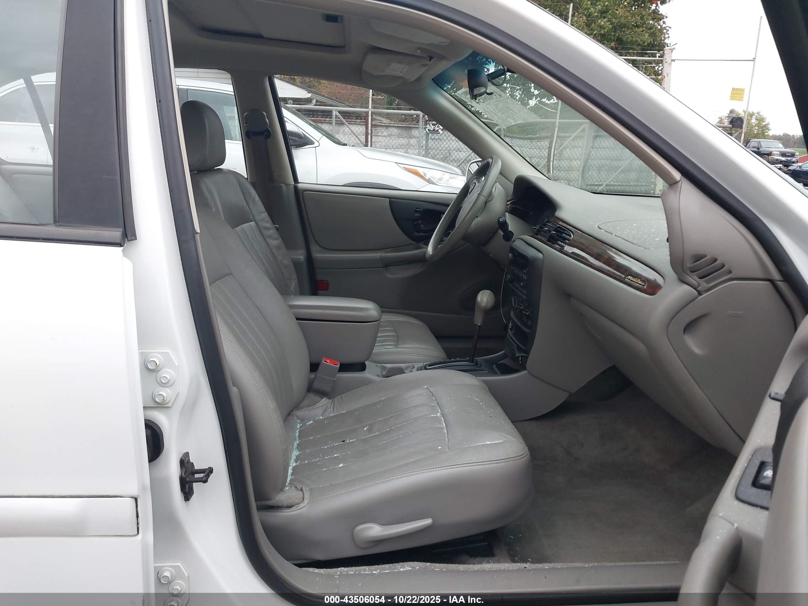 CHEVROLET MALIBU image 5