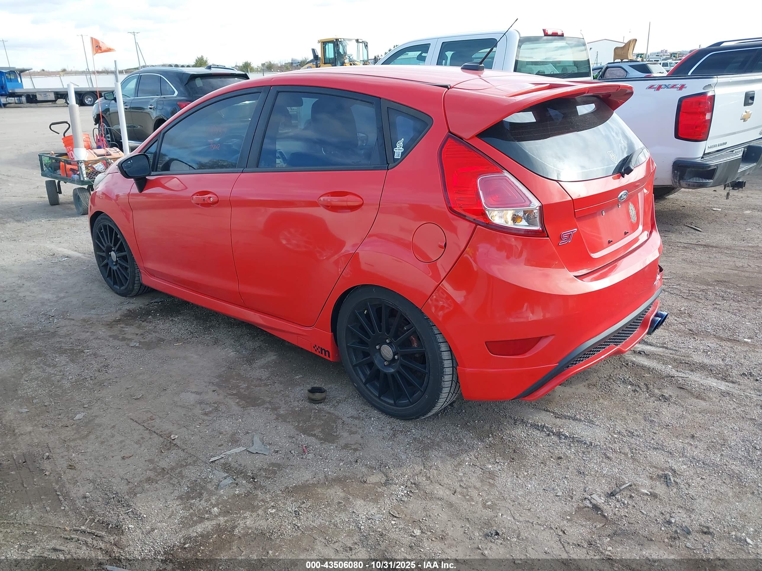 FORD FIESTA image 3