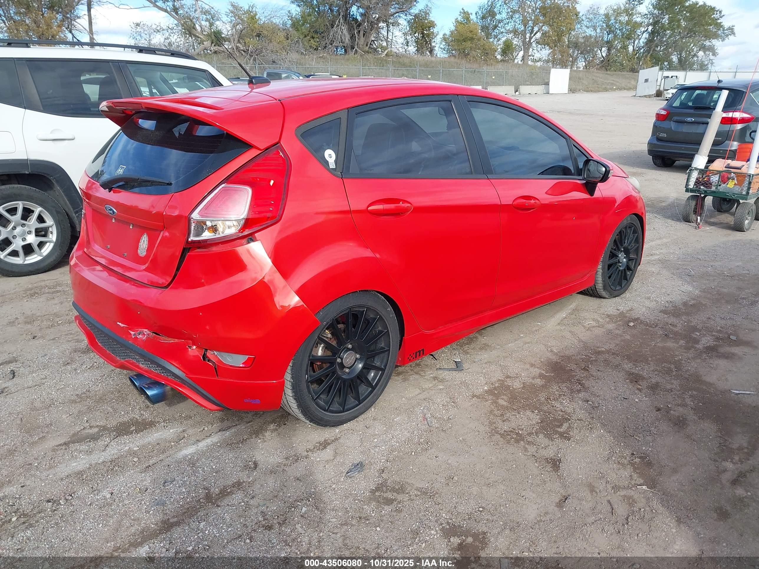 FORD FIESTA image 4