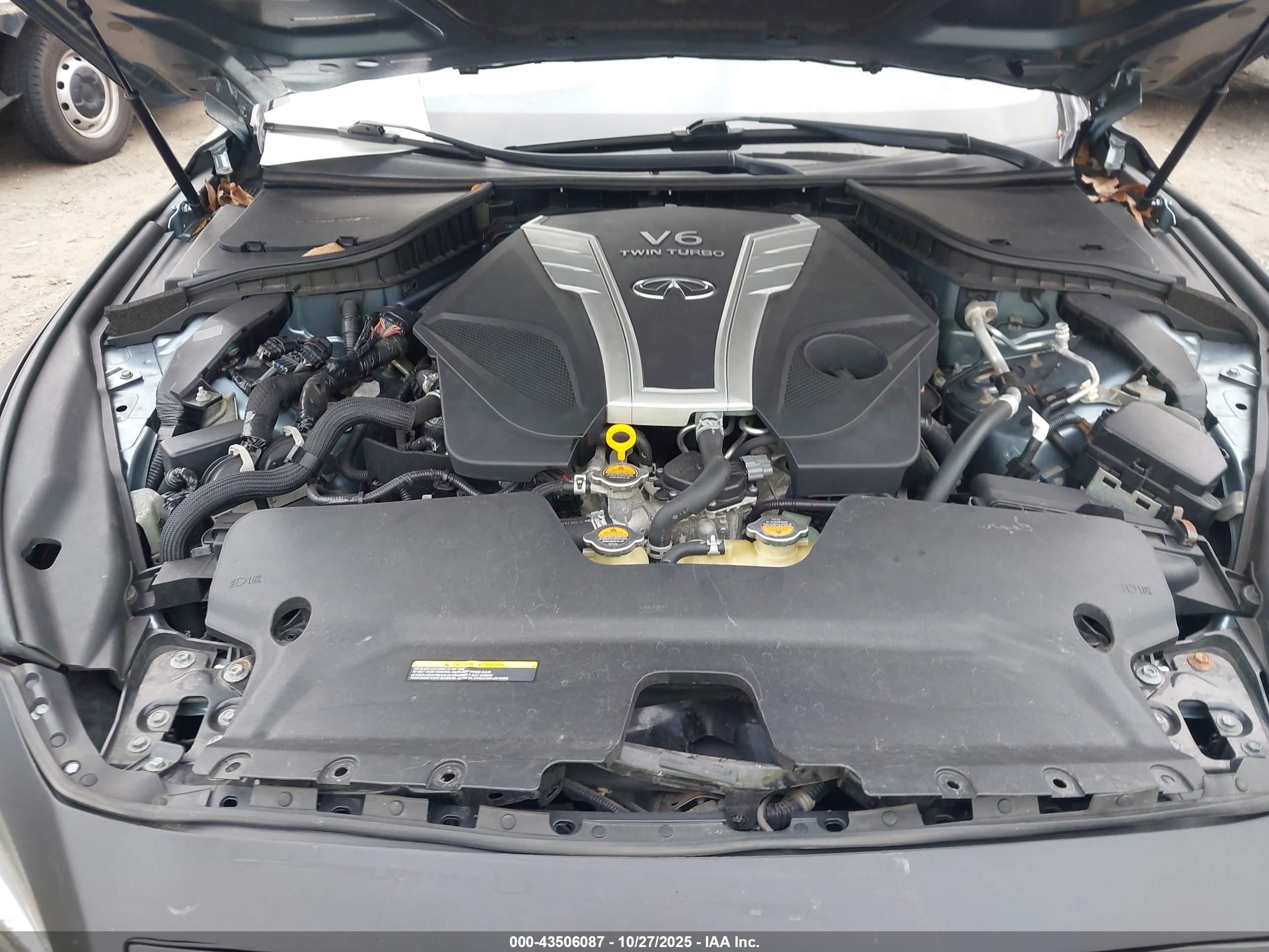 INFINITI Q50 image 10